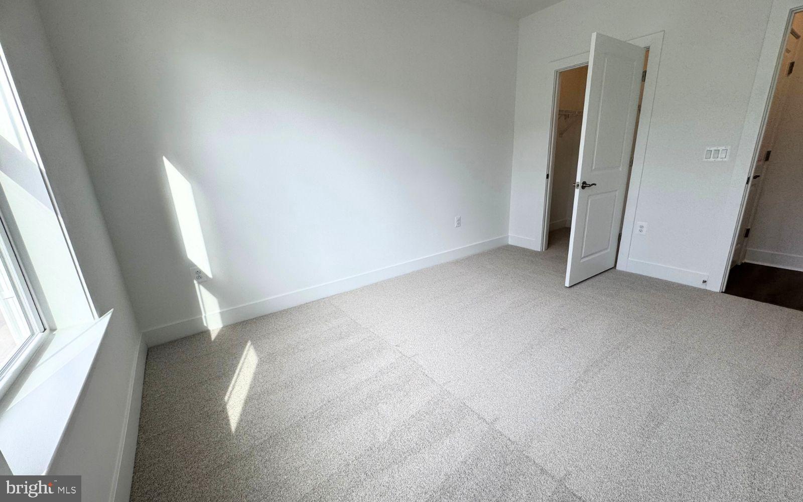 EMBREY MILL - Residential