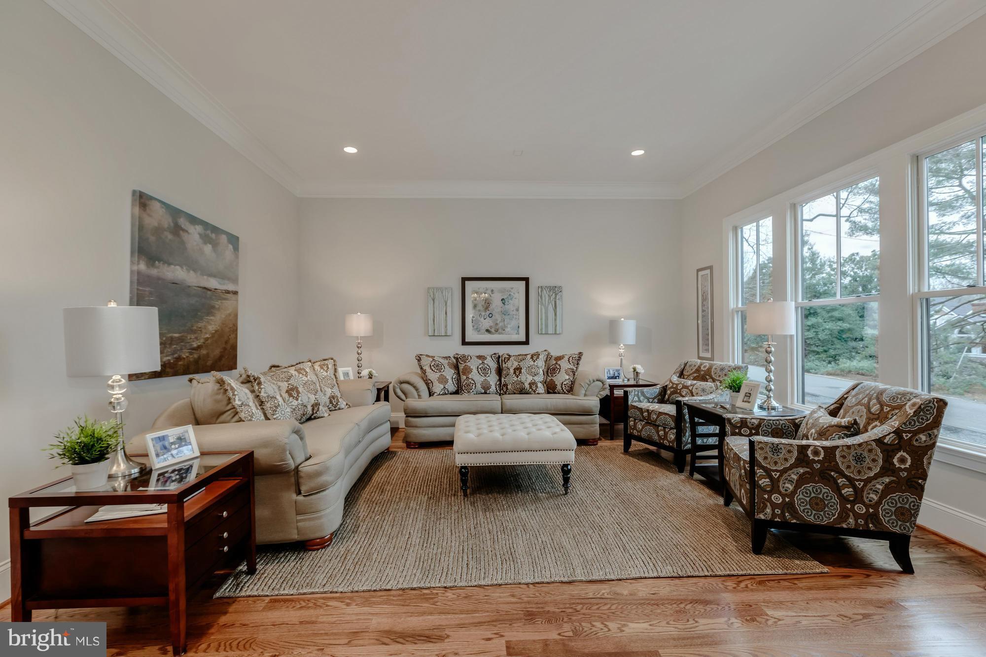 WEST LANGLEY - Residential