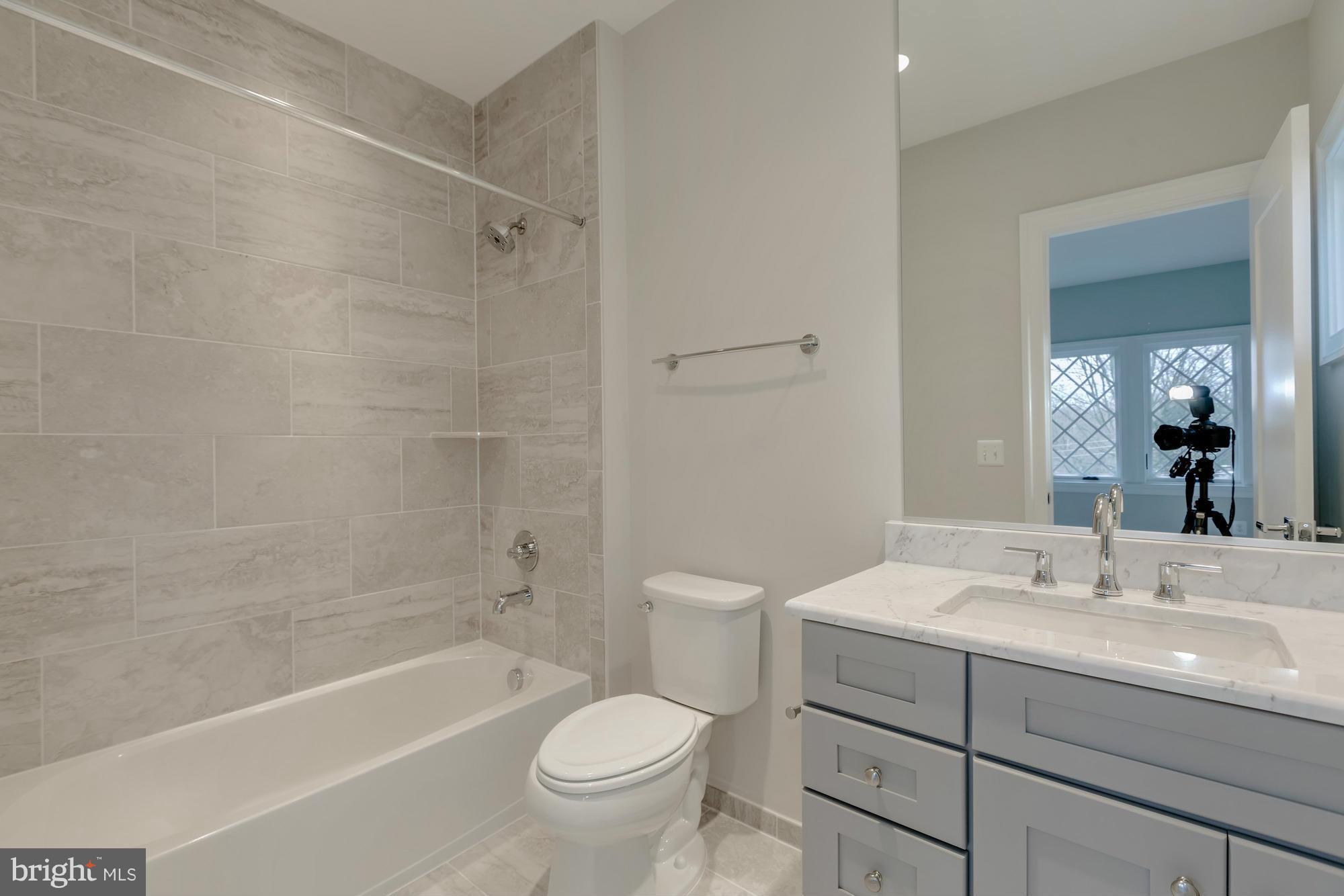 WEST LANGLEY - Residential