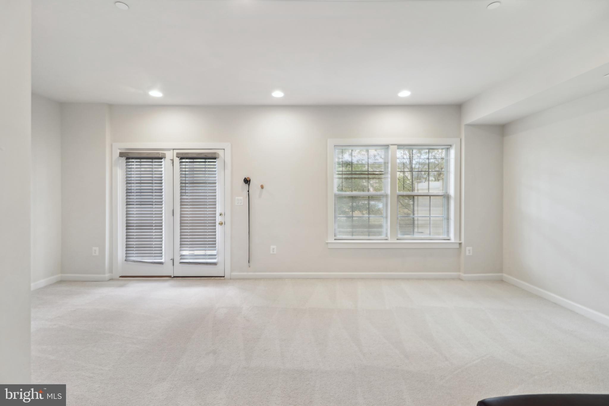 PARKSIDE - Residential