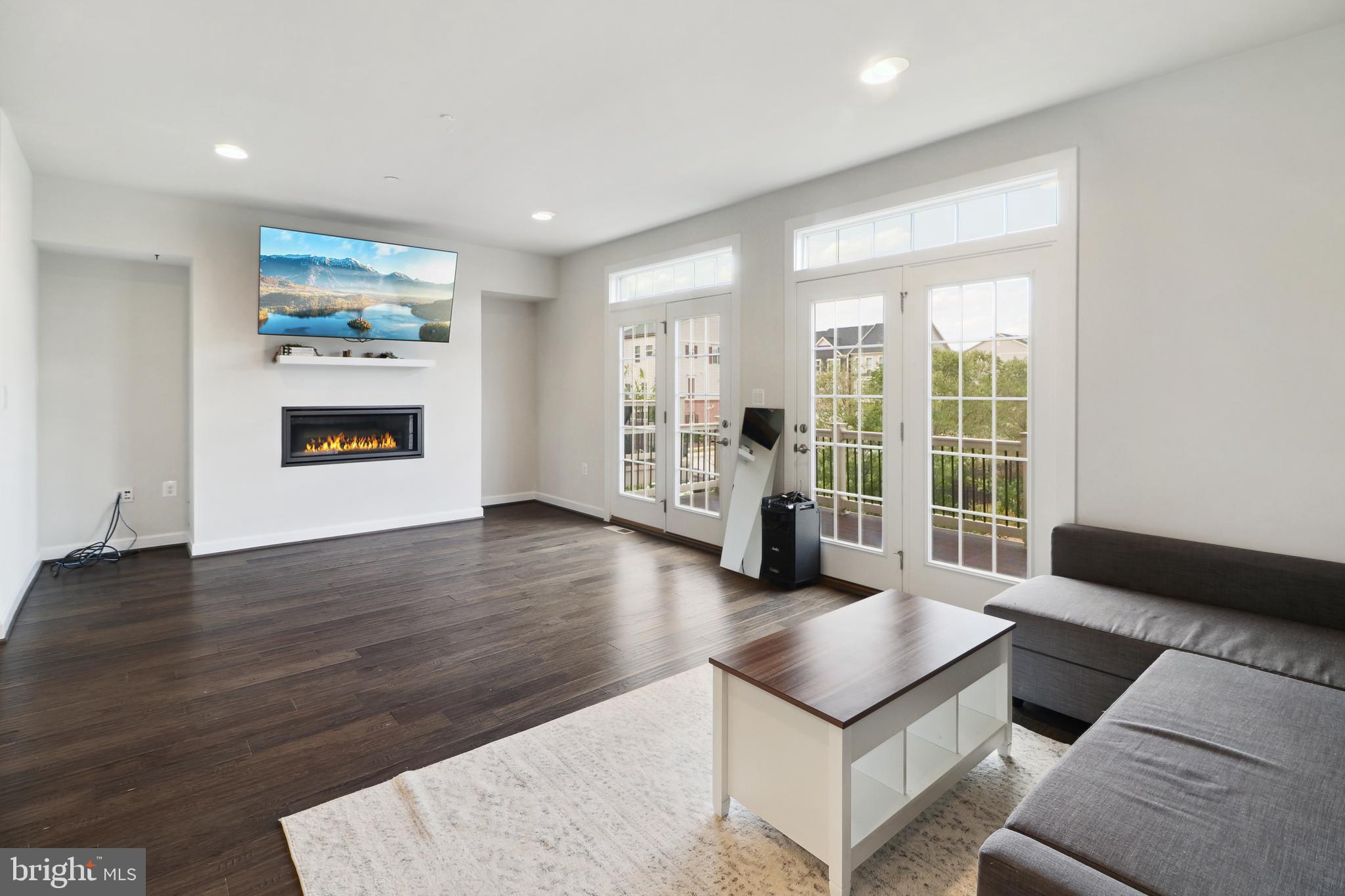 PARKSIDE - Residential