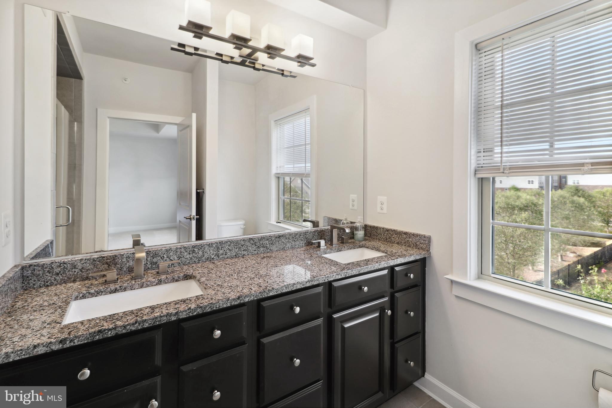 PARKSIDE - Residential