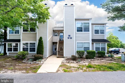 32 Malibu Way, Absecon, NJ MLS: NJAC2018844