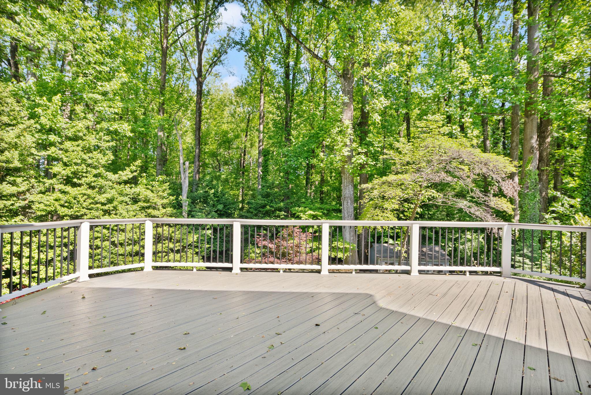 SHAKER WOODS - Residential