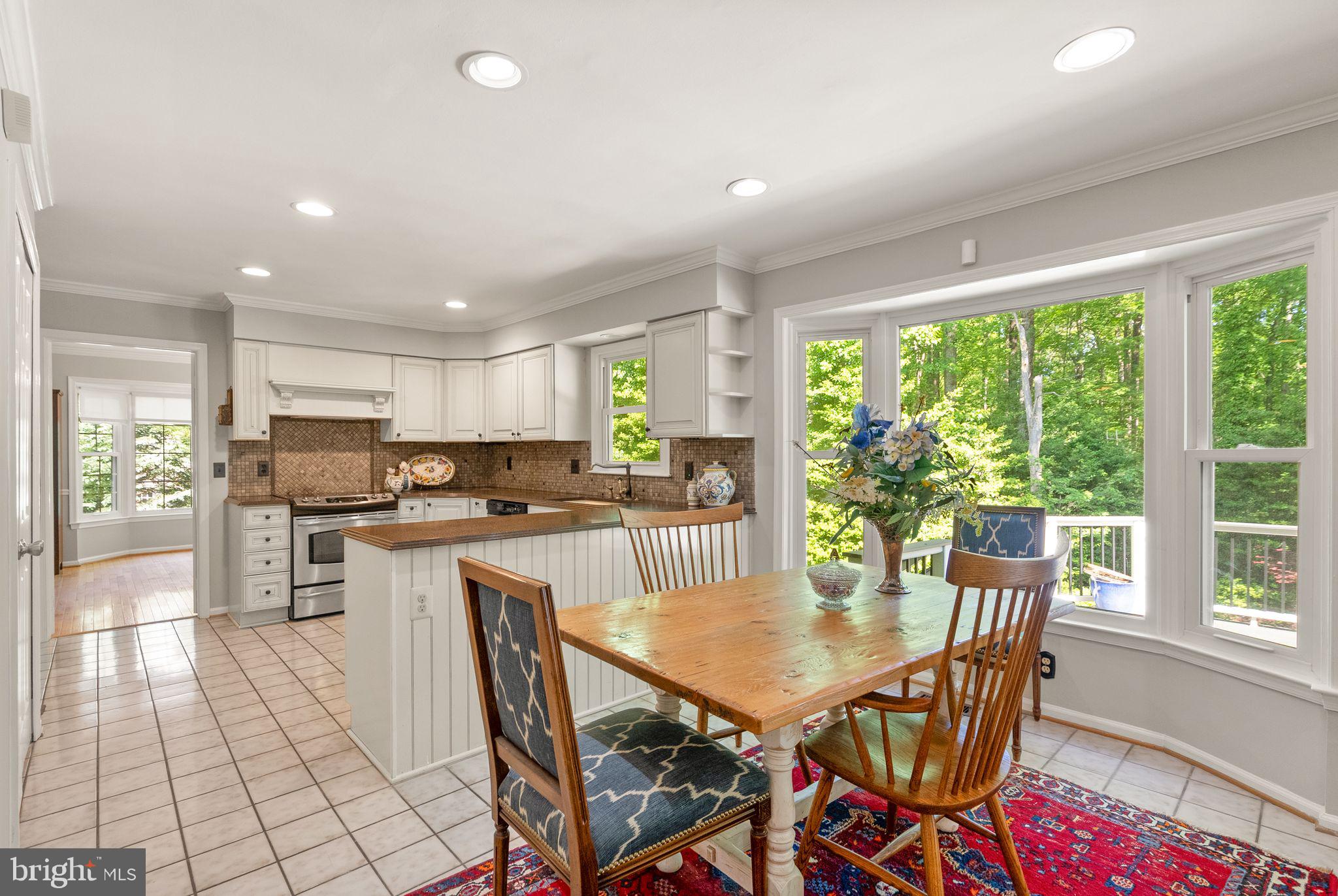 SHAKER WOODS - Residential