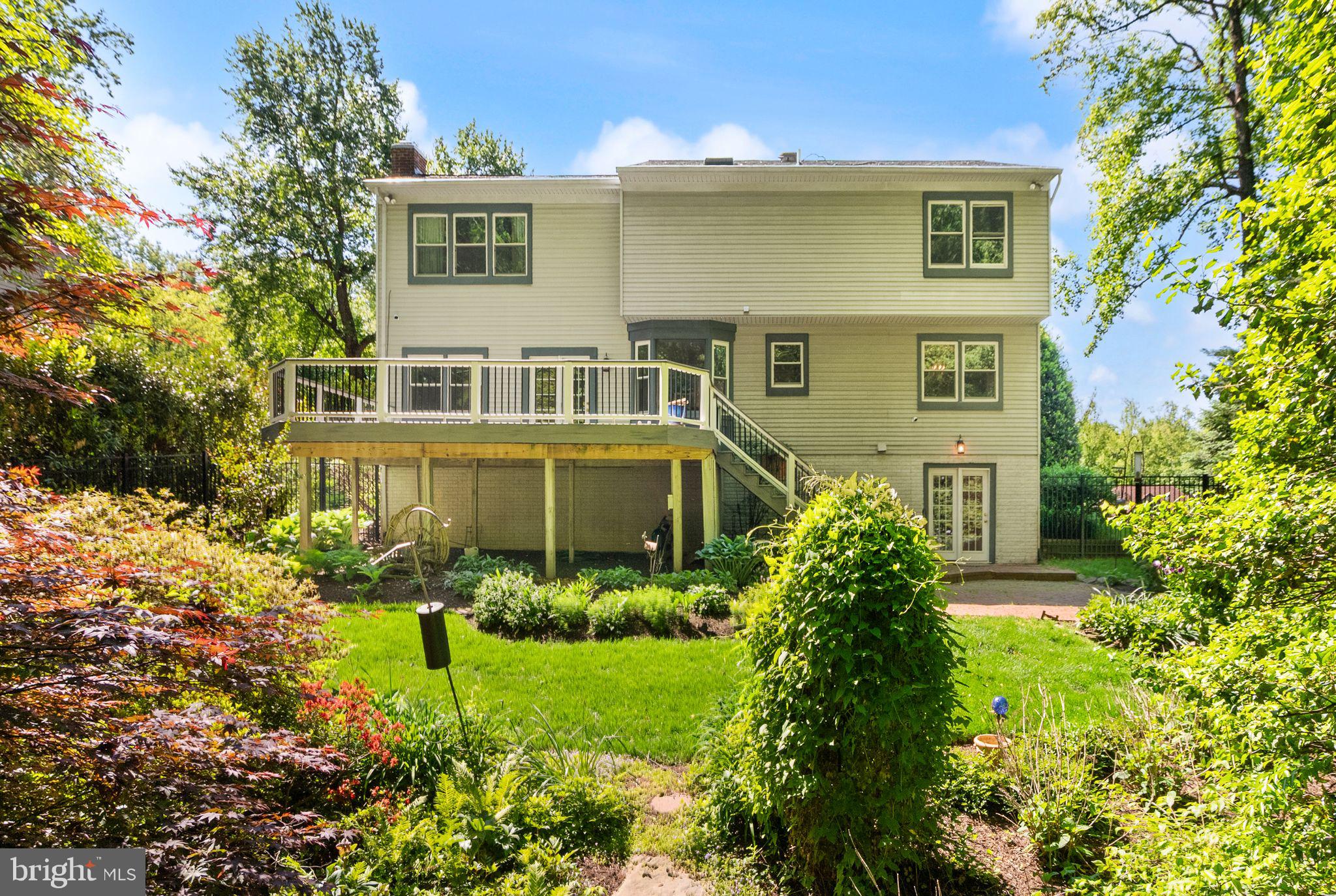 SHAKER WOODS - Residential