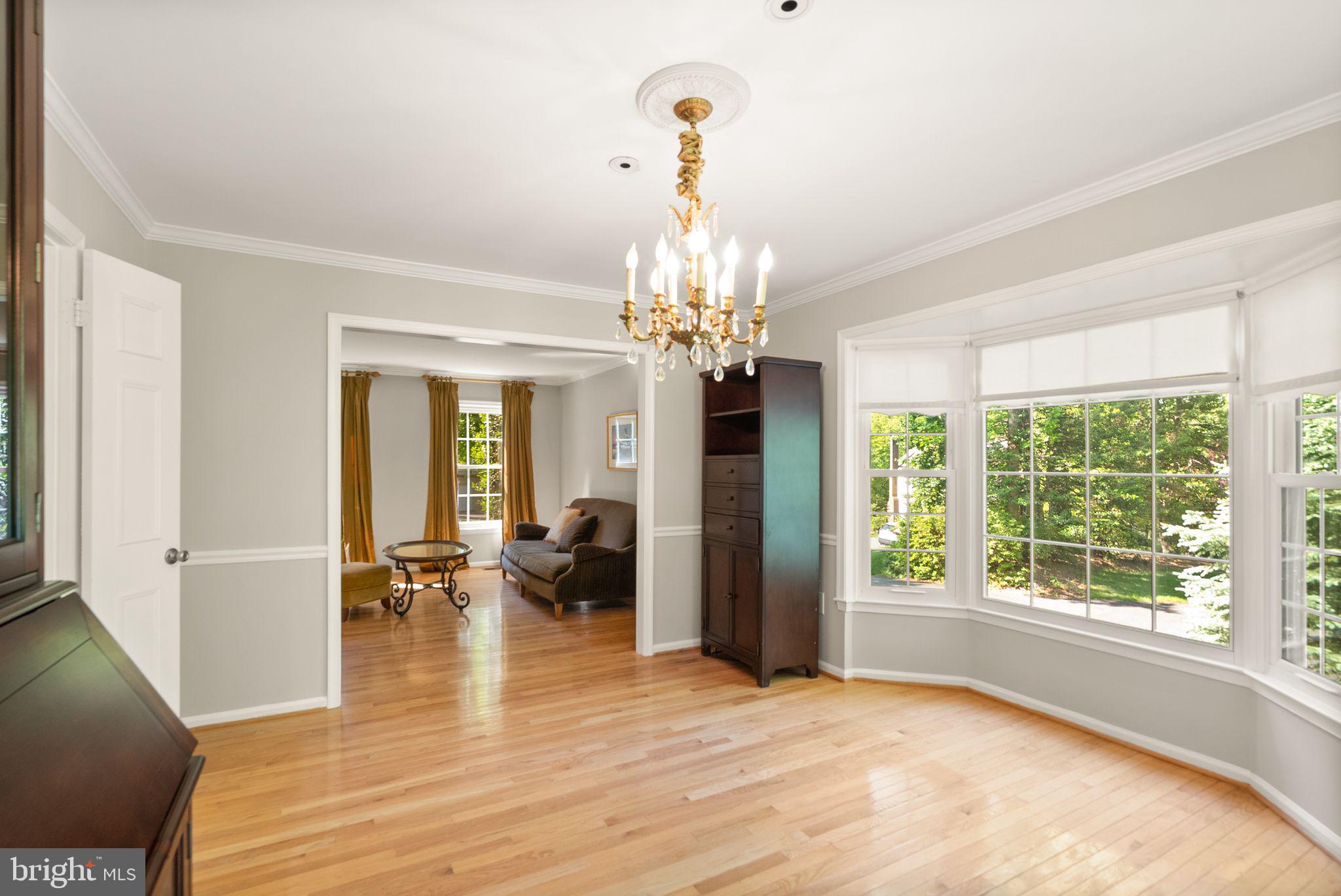 SHAKER WOODS - Residential