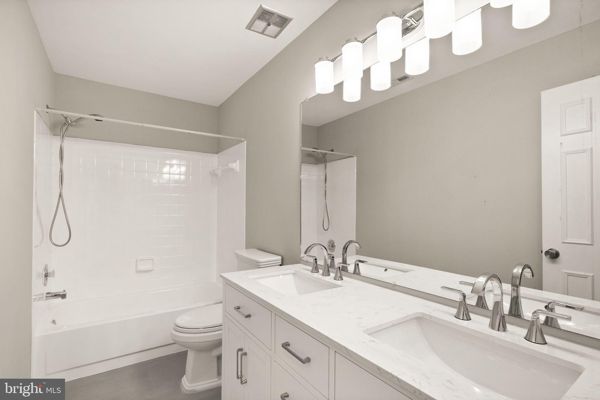 SHAKER WOODS - Residential