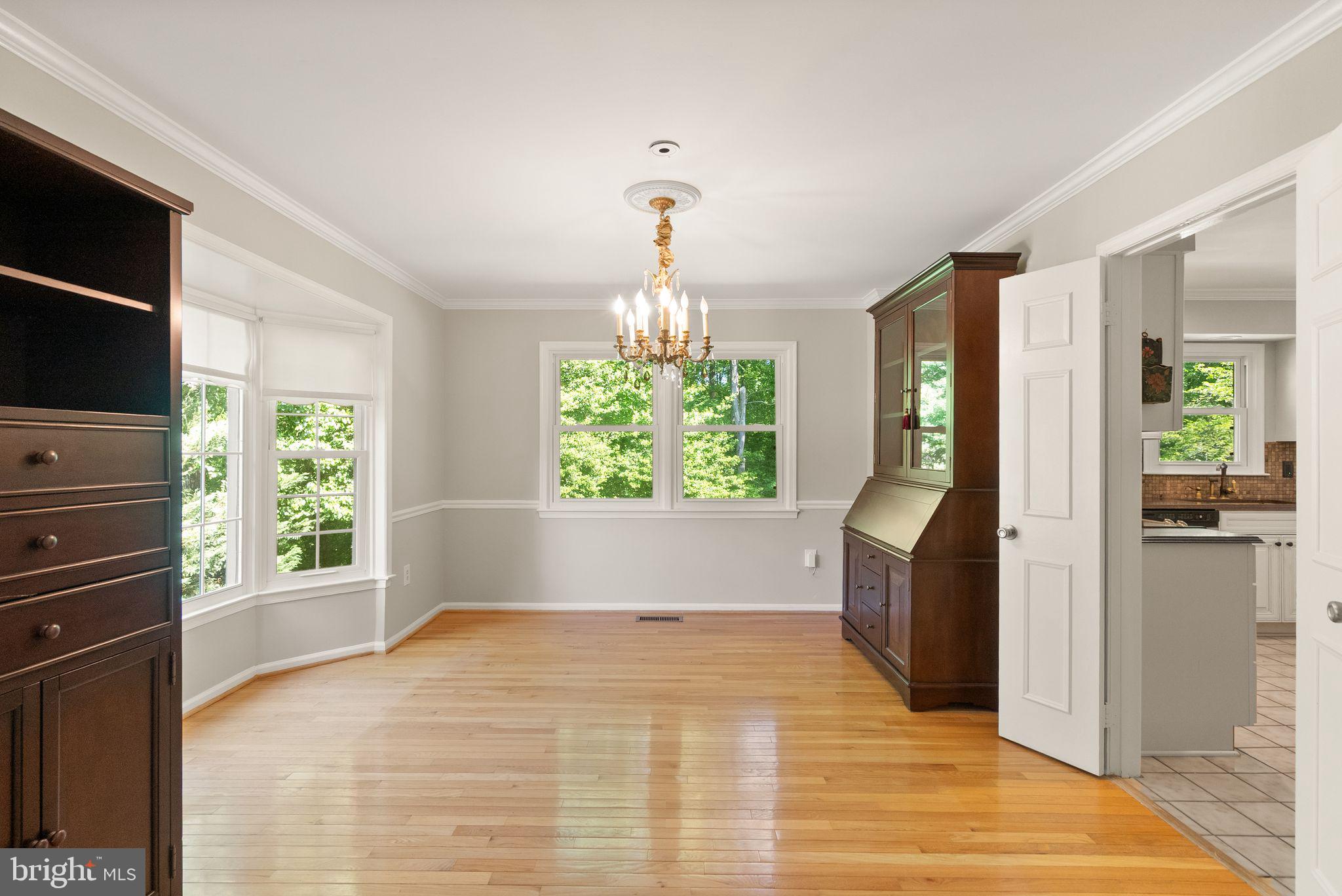 SHAKER WOODS - Residential