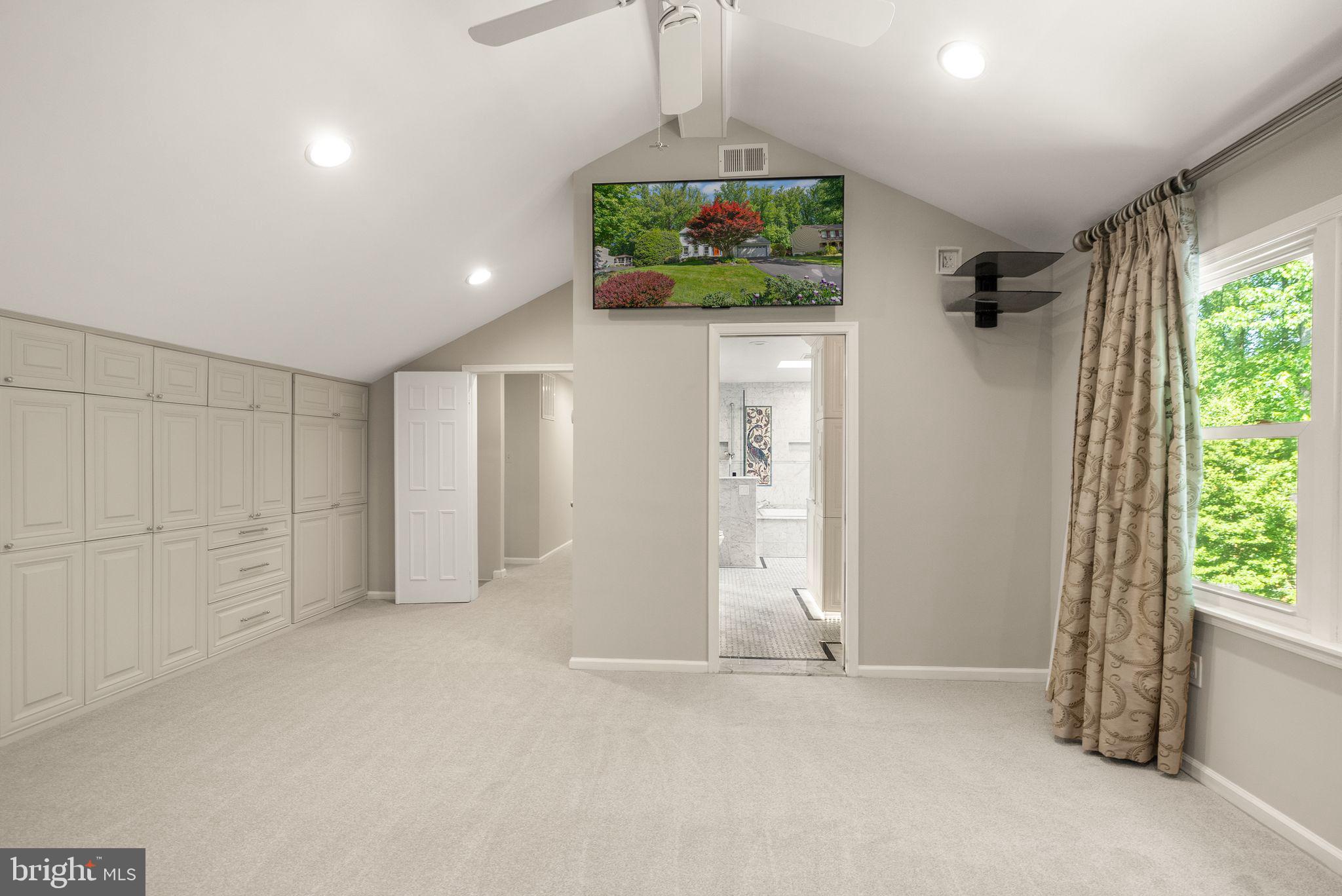SHAKER WOODS - Residential