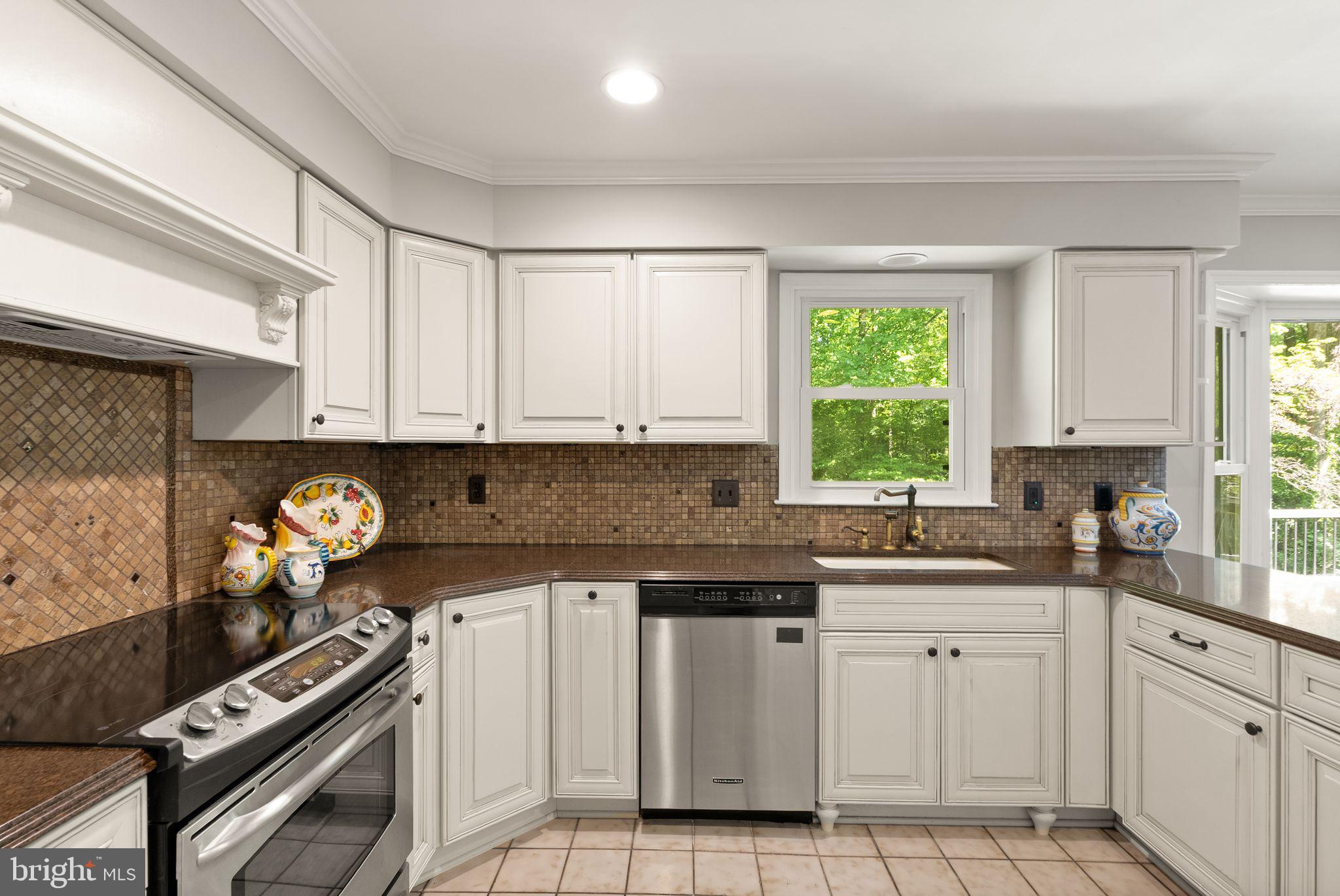 SHAKER WOODS - Residential
