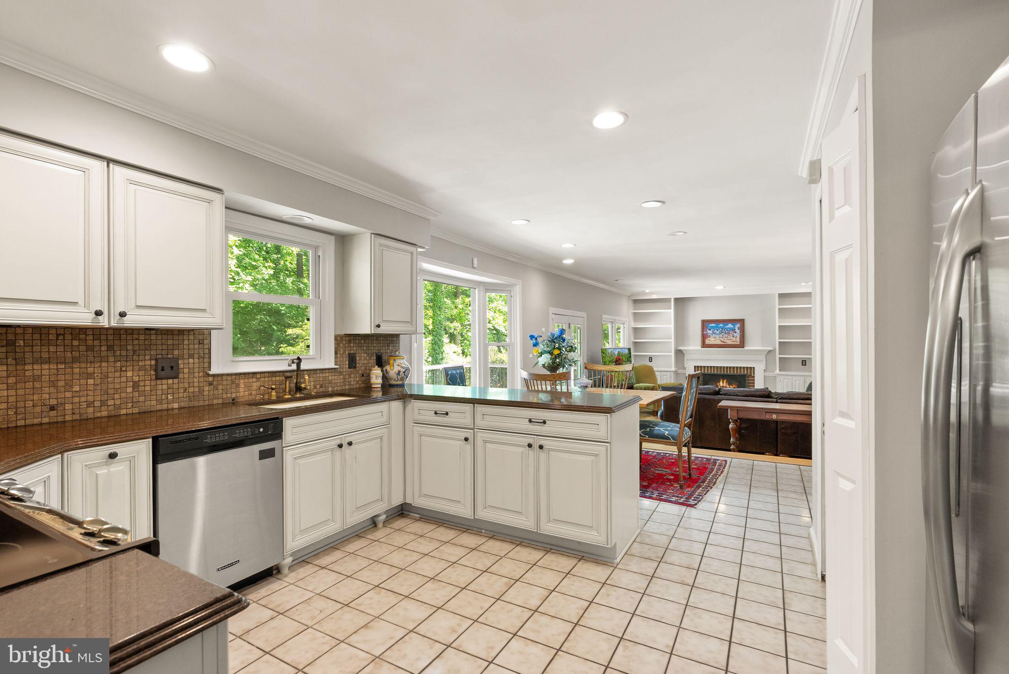 SHAKER WOODS - Residential