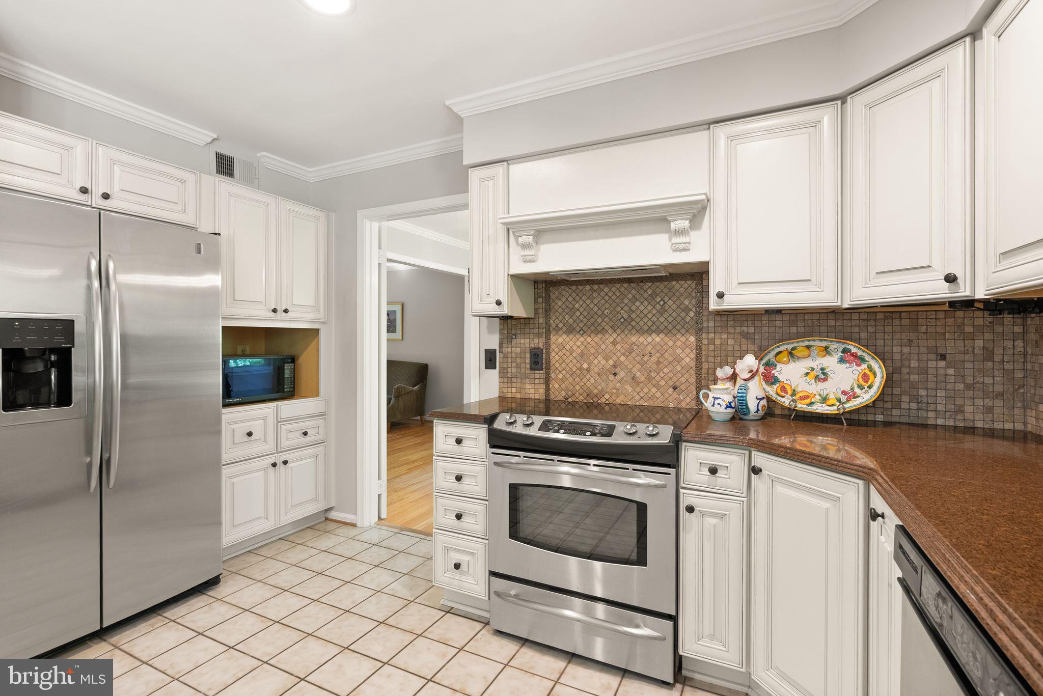 SHAKER WOODS - Residential