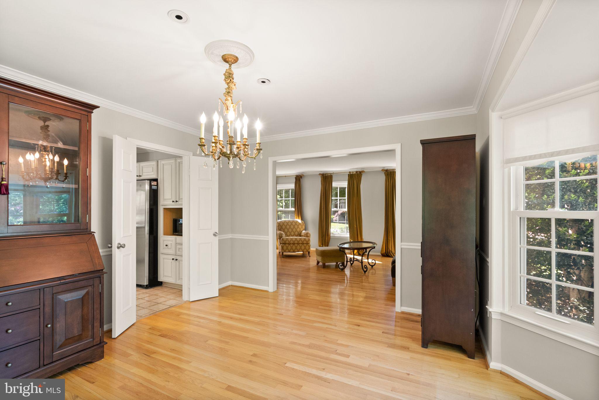 SHAKER WOODS - Residential