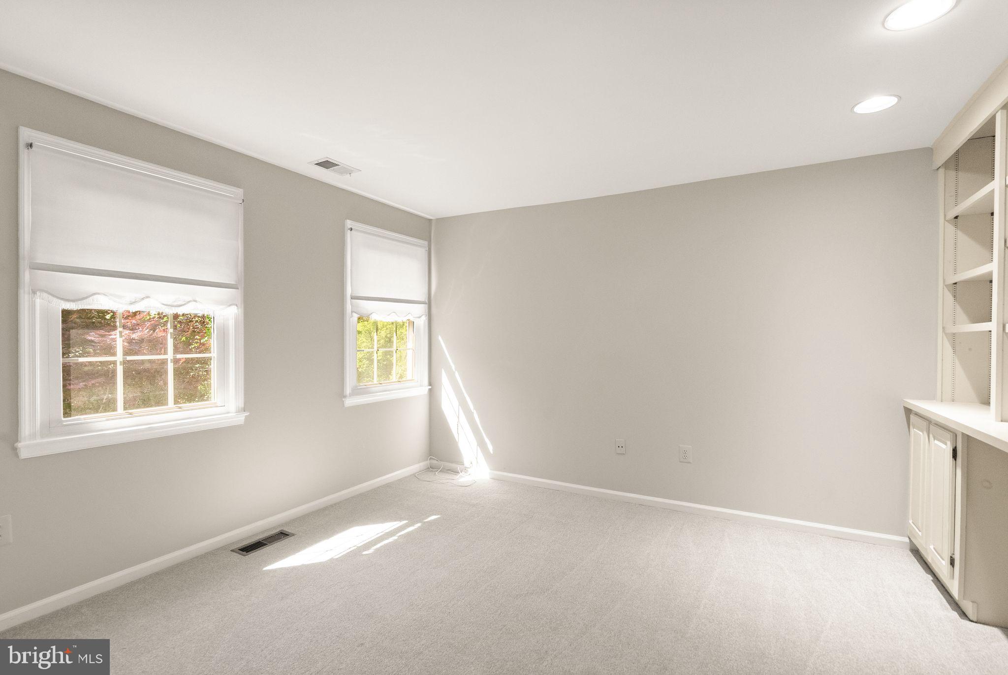 SHAKER WOODS - Residential