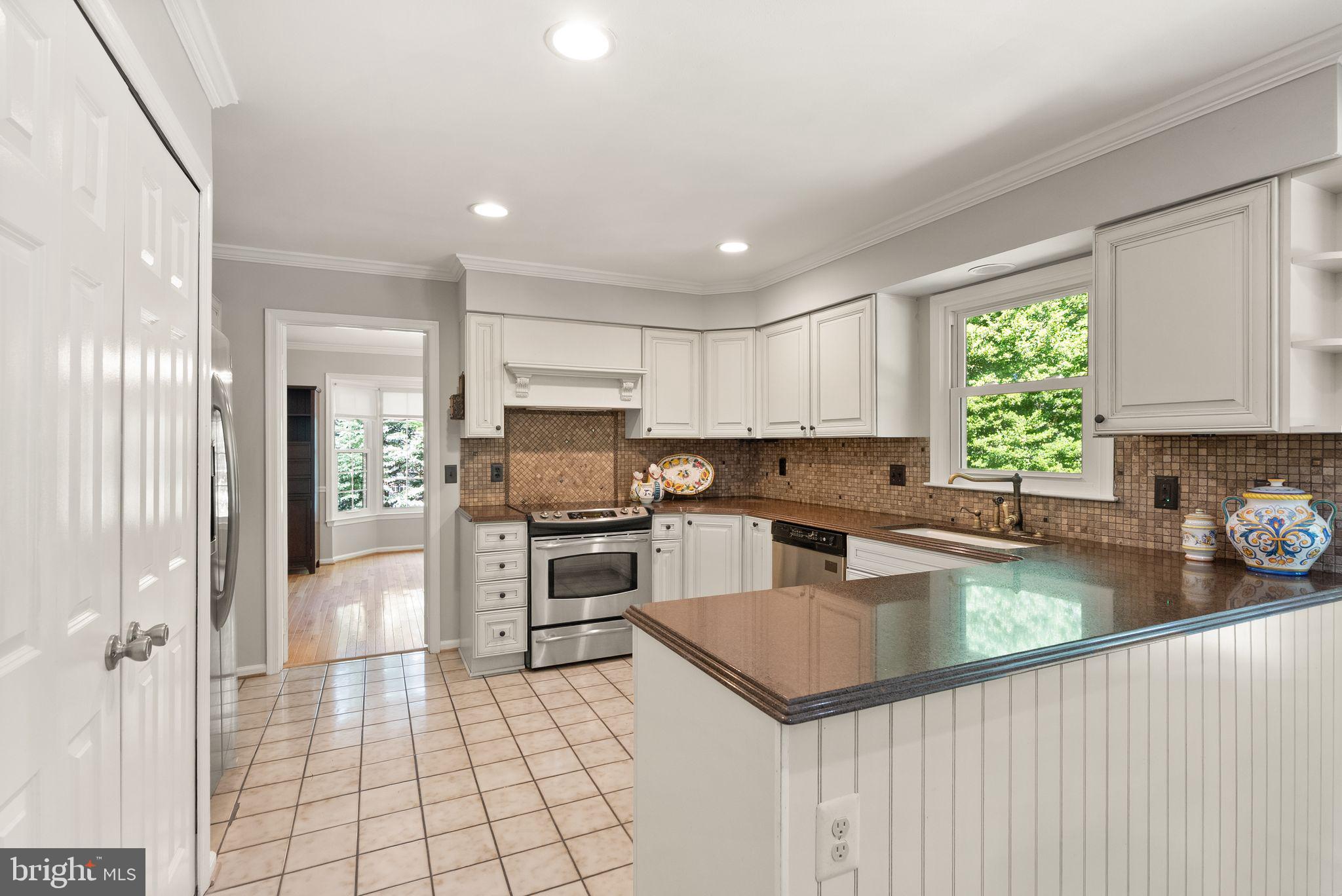 SHAKER WOODS - Residential