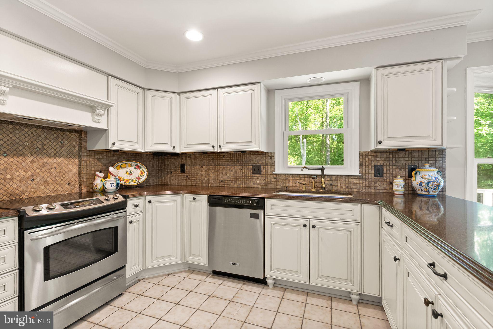 SHAKER WOODS - Residential