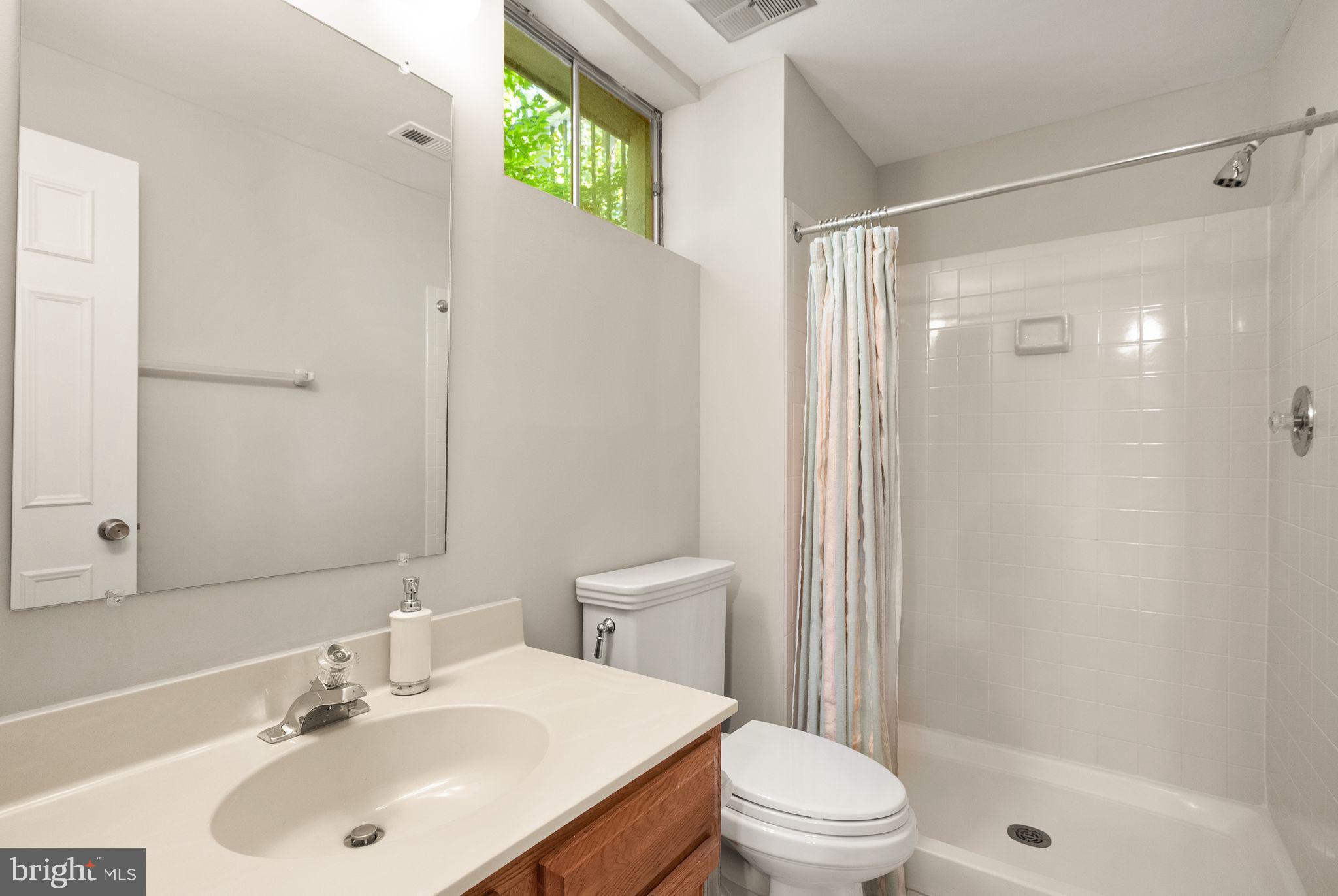 SHAKER WOODS - Residential