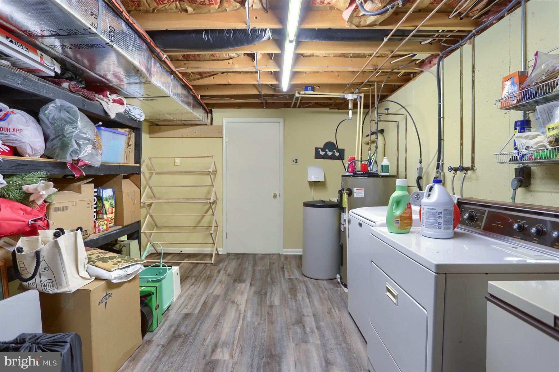 SPRING RUN MANOR - Residential