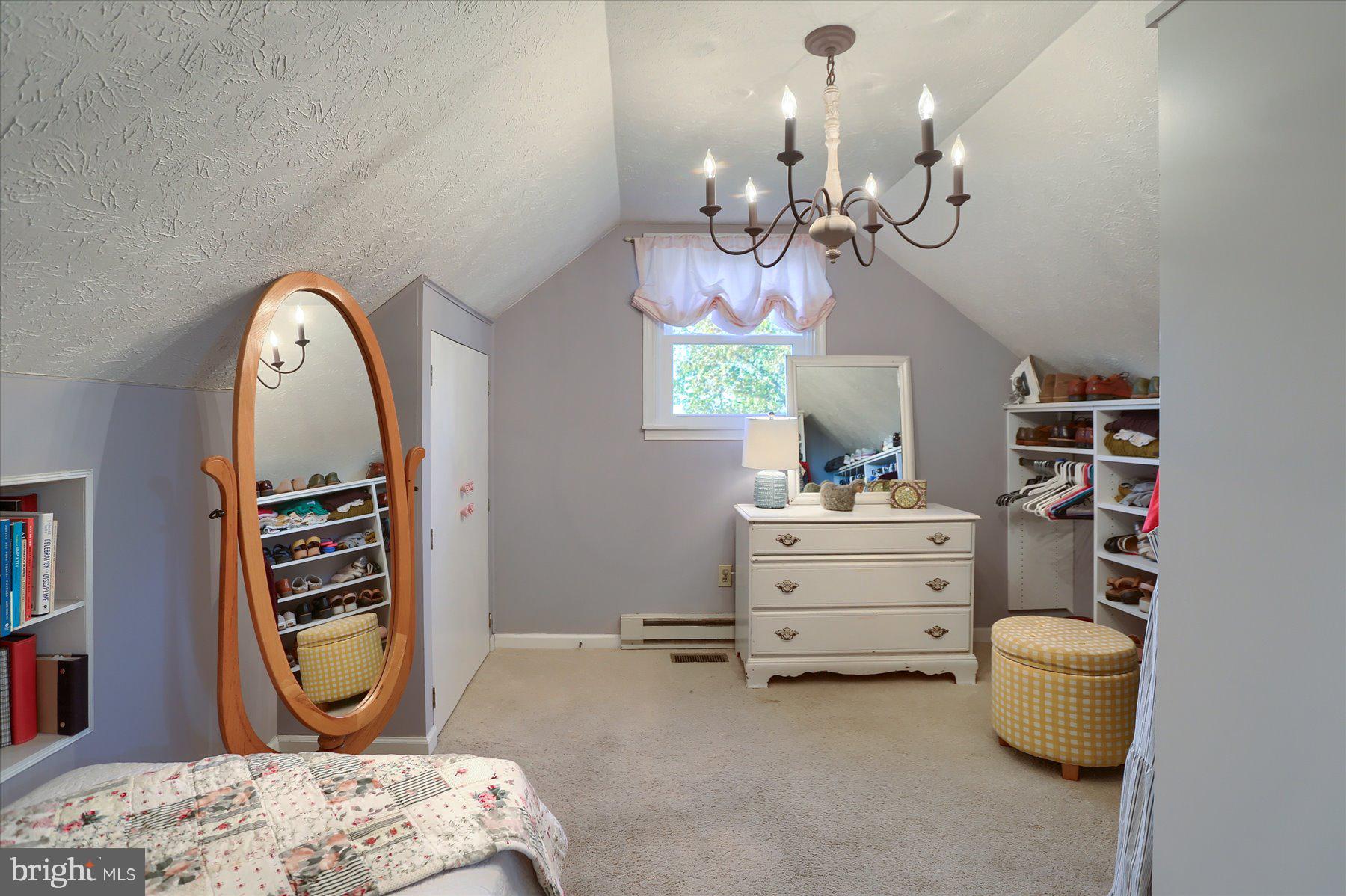 SPRING RUN MANOR - Residential