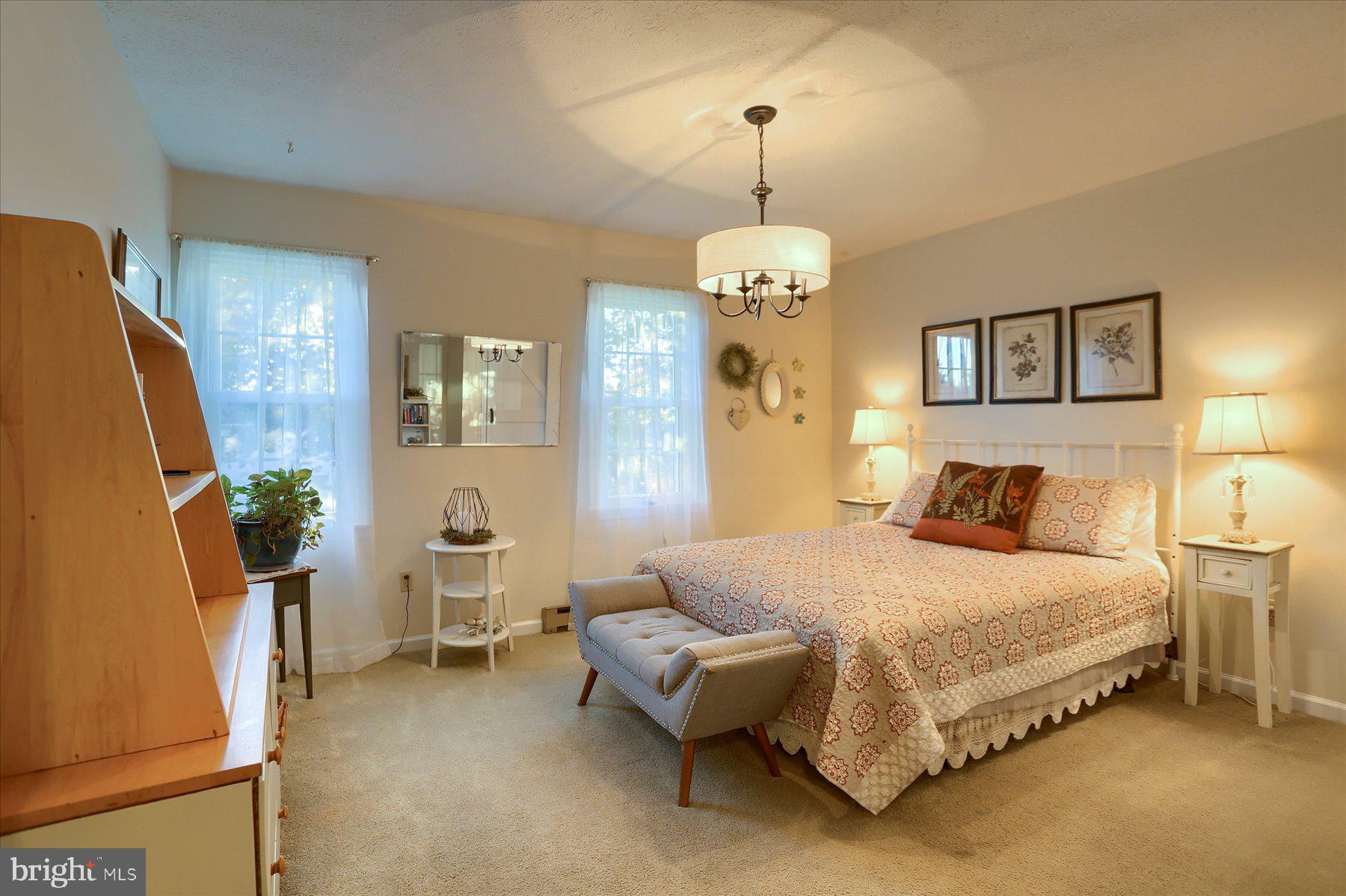 SPRING RUN MANOR - Residential