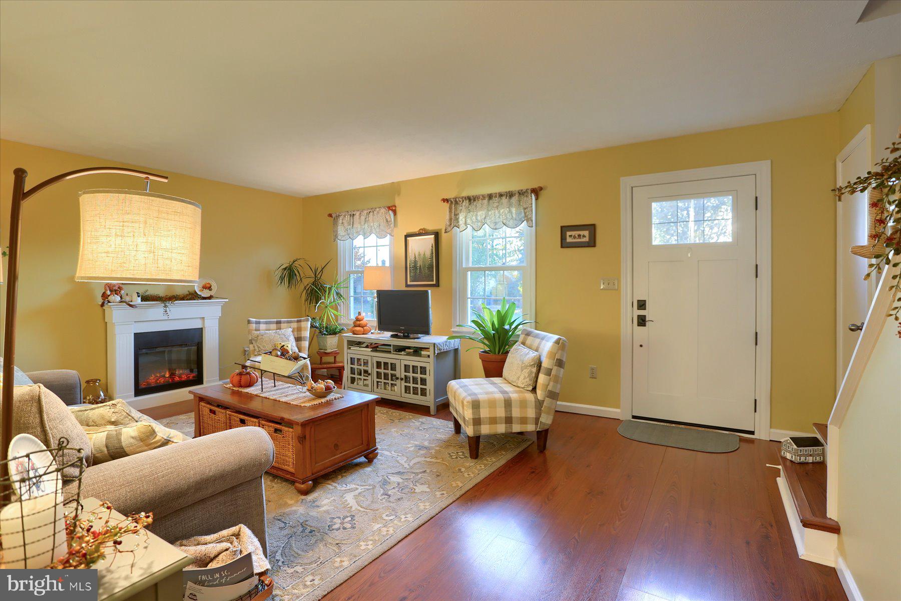 SPRING RUN MANOR - Residential