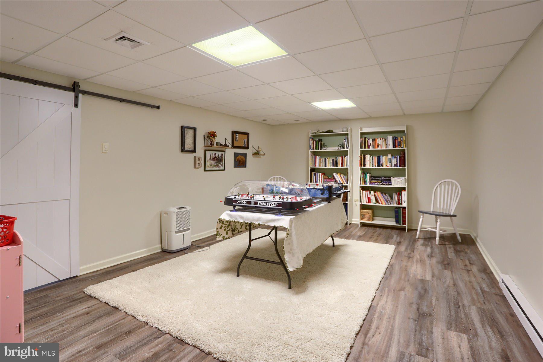 SPRING RUN MANOR - Residential