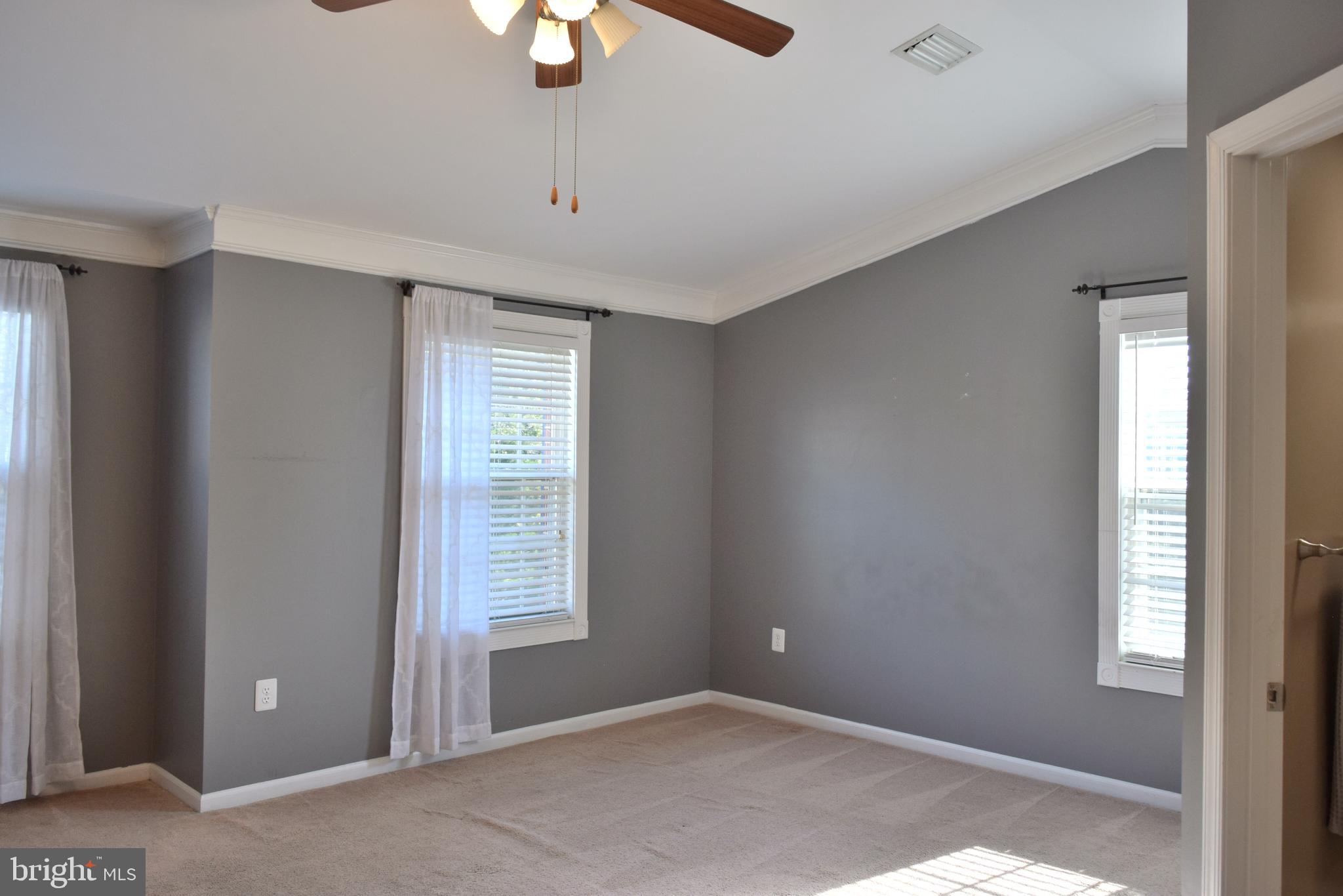 GABLES AT GUNSTON - Residential