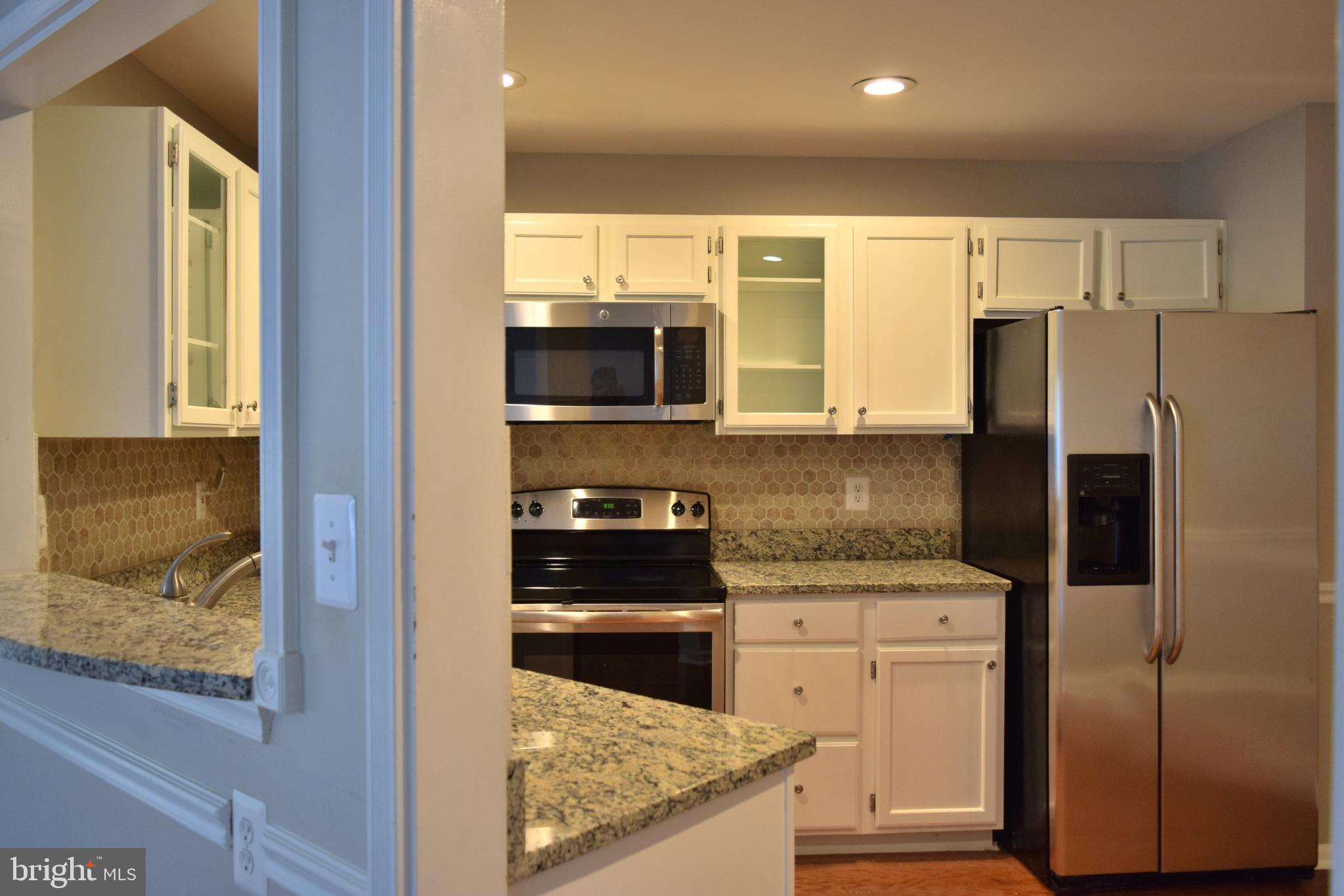 GABLES AT GUNSTON - Residential