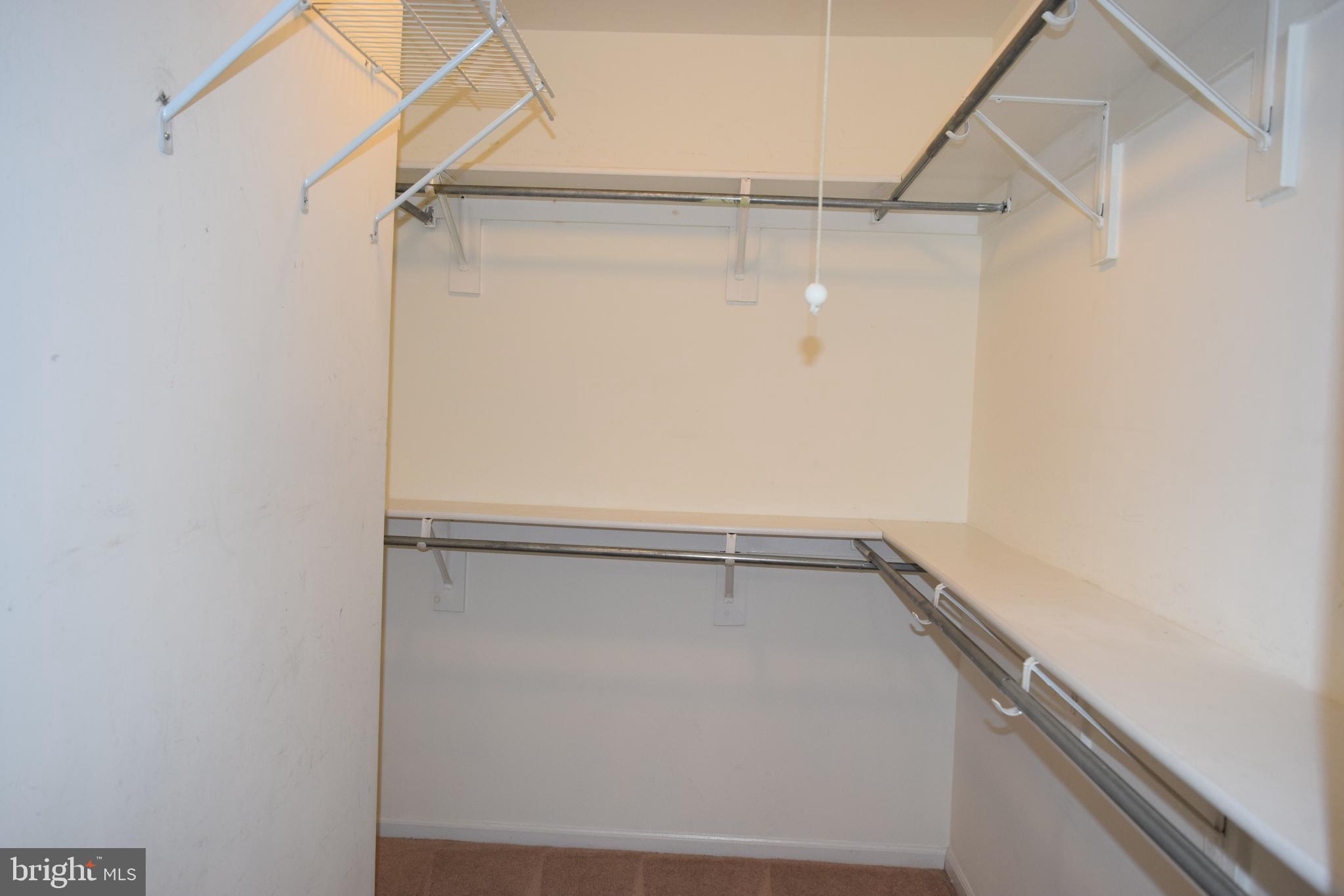 GABLES AT GUNSTON - Residential