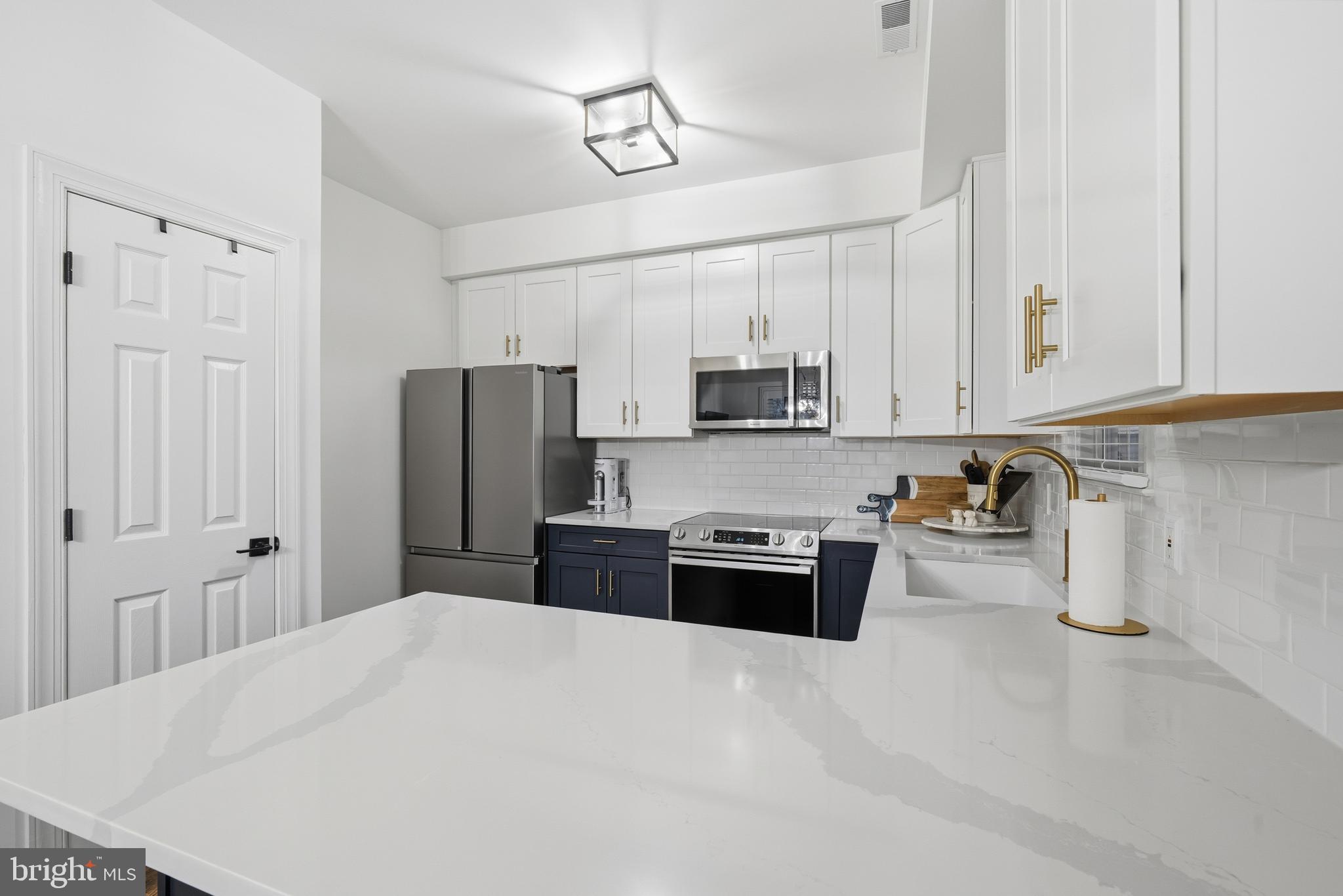 WATERMANS ESTATES - Residential