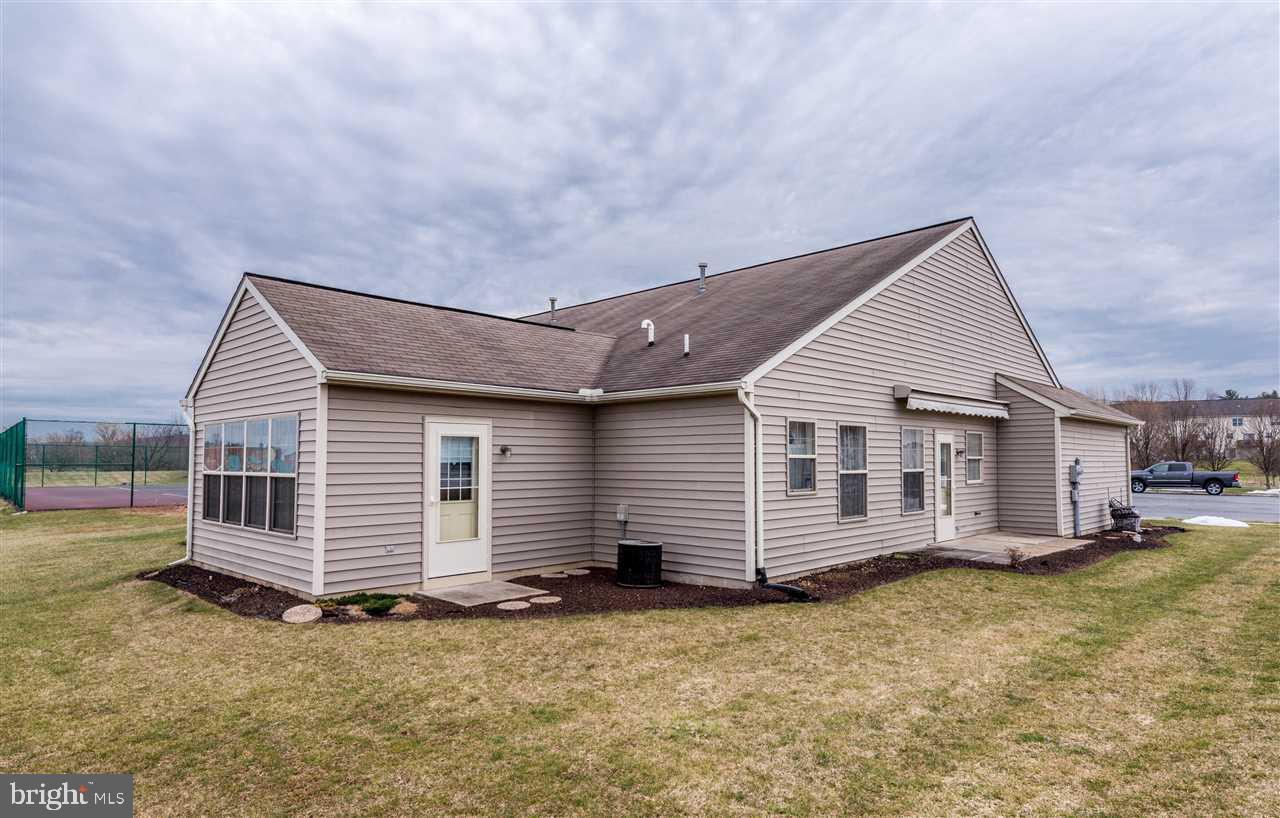 BROOKSTONE - Residential