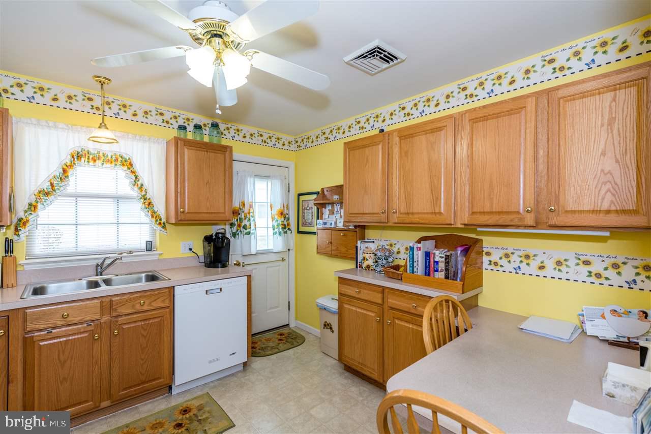 BROOKSTONE - Residential