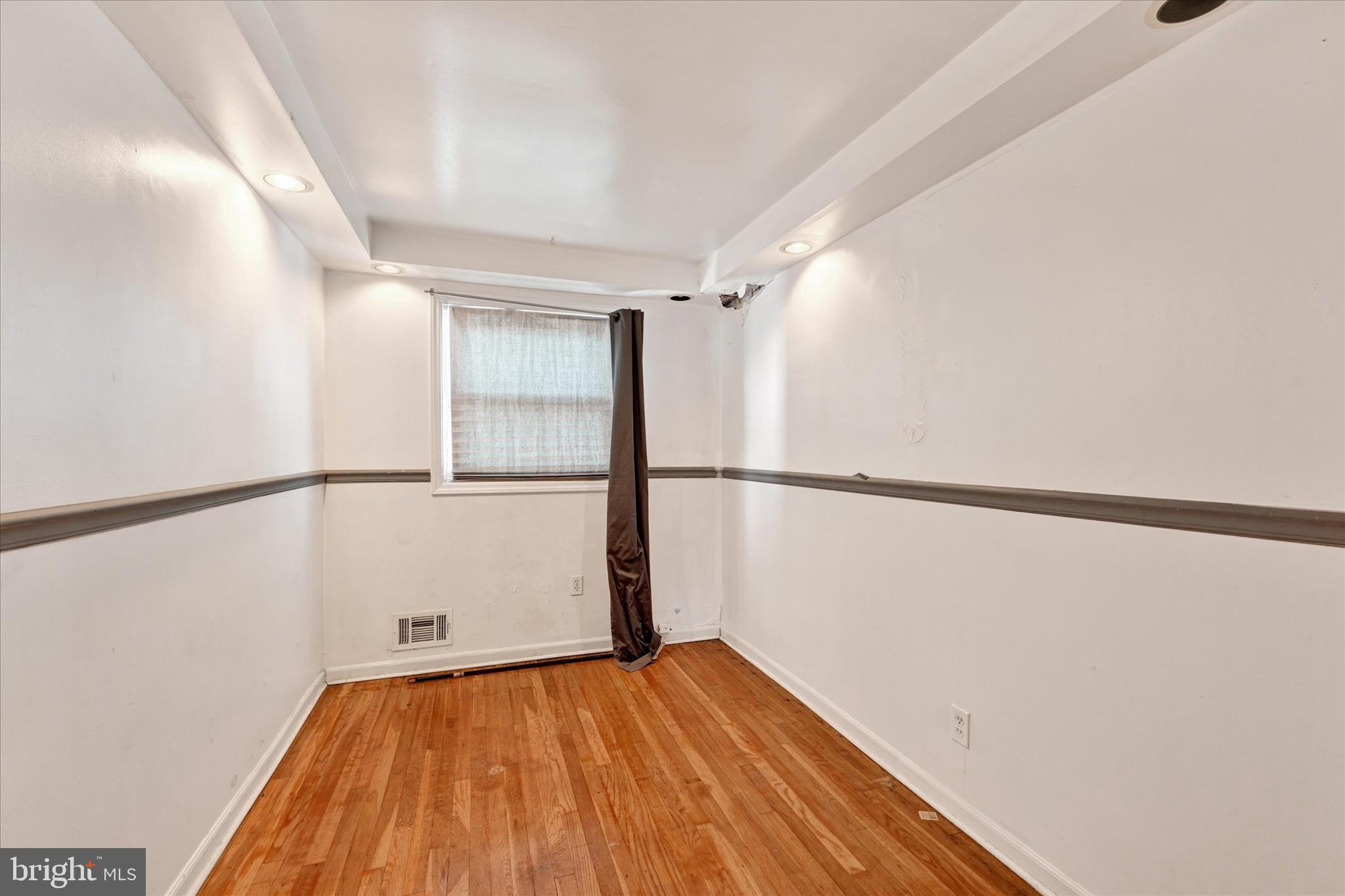 EASTFIELD - Residential