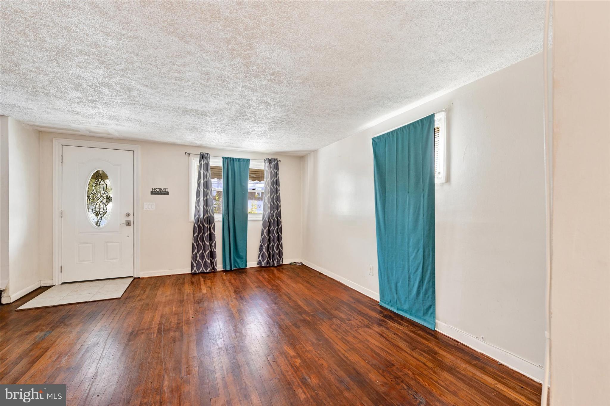 EASTFIELD - Residential