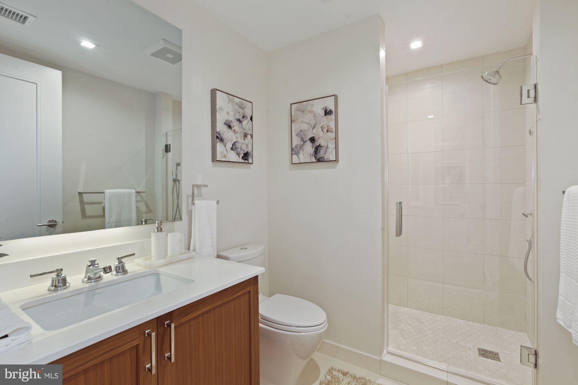 THE LAUREN - Residential