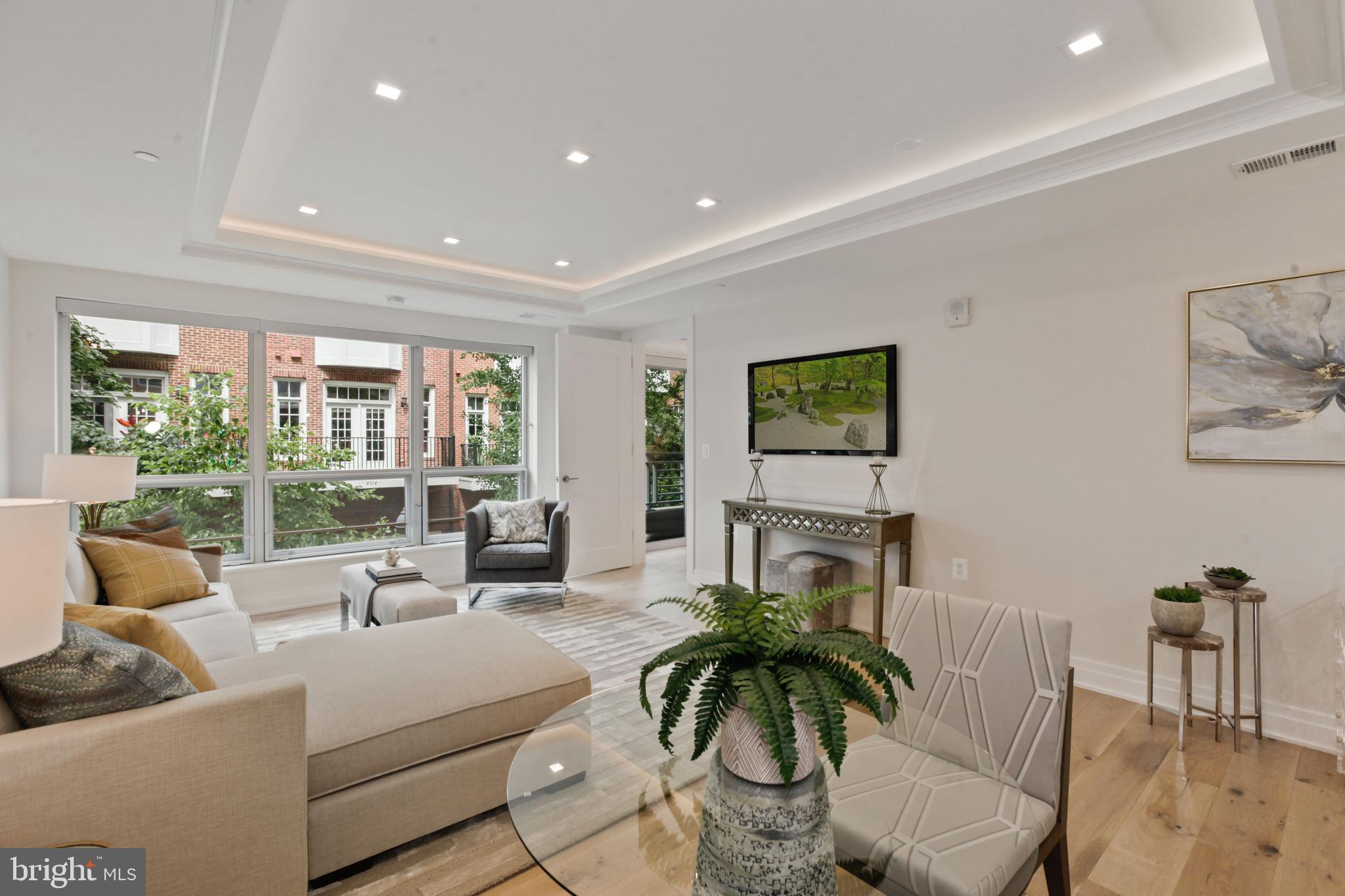 THE LAUREN - Residential