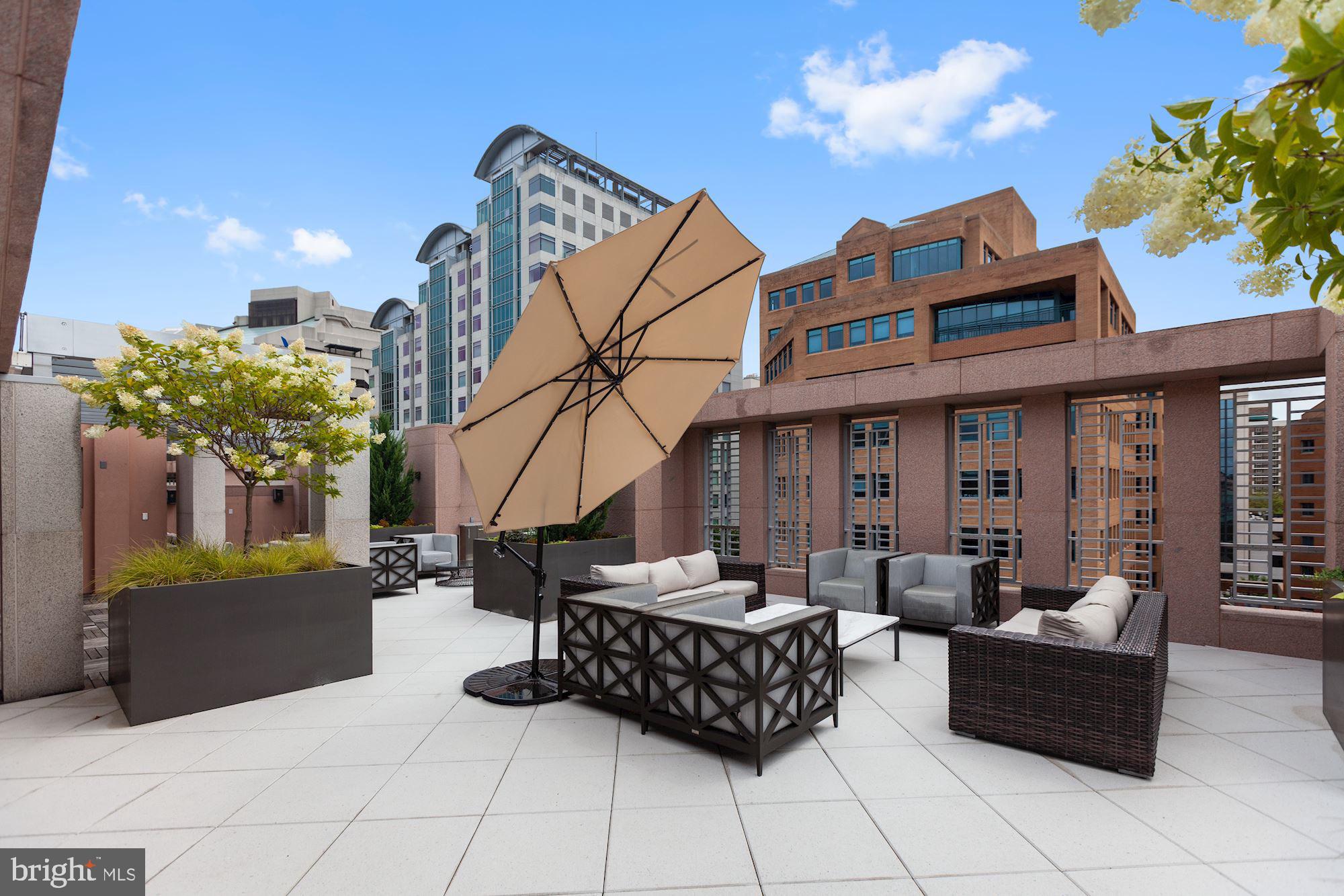 THE LAUREN - Residential