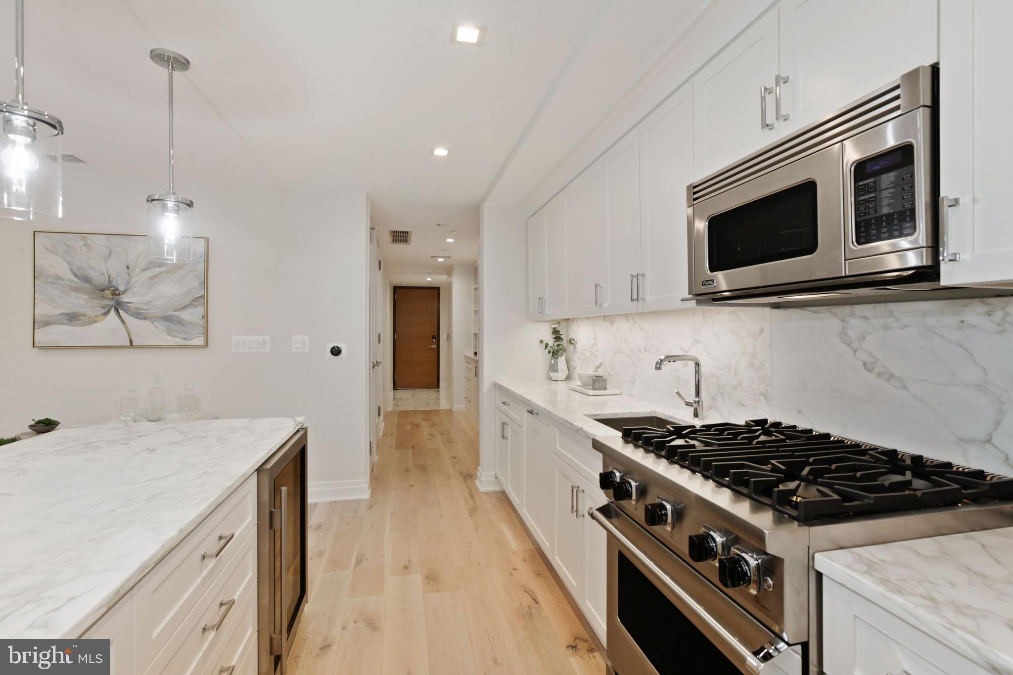 THE LAUREN - Residential