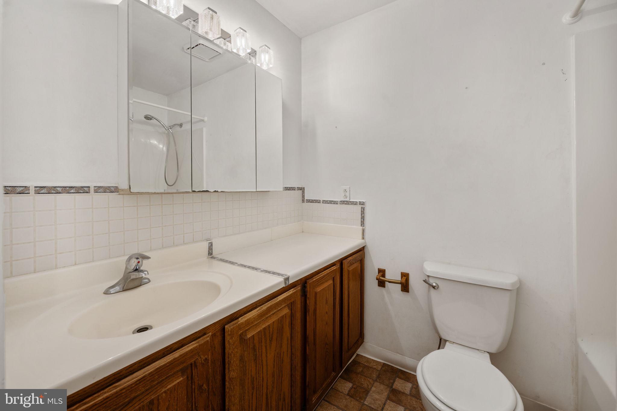 ALUM SPRING EAST - Residential