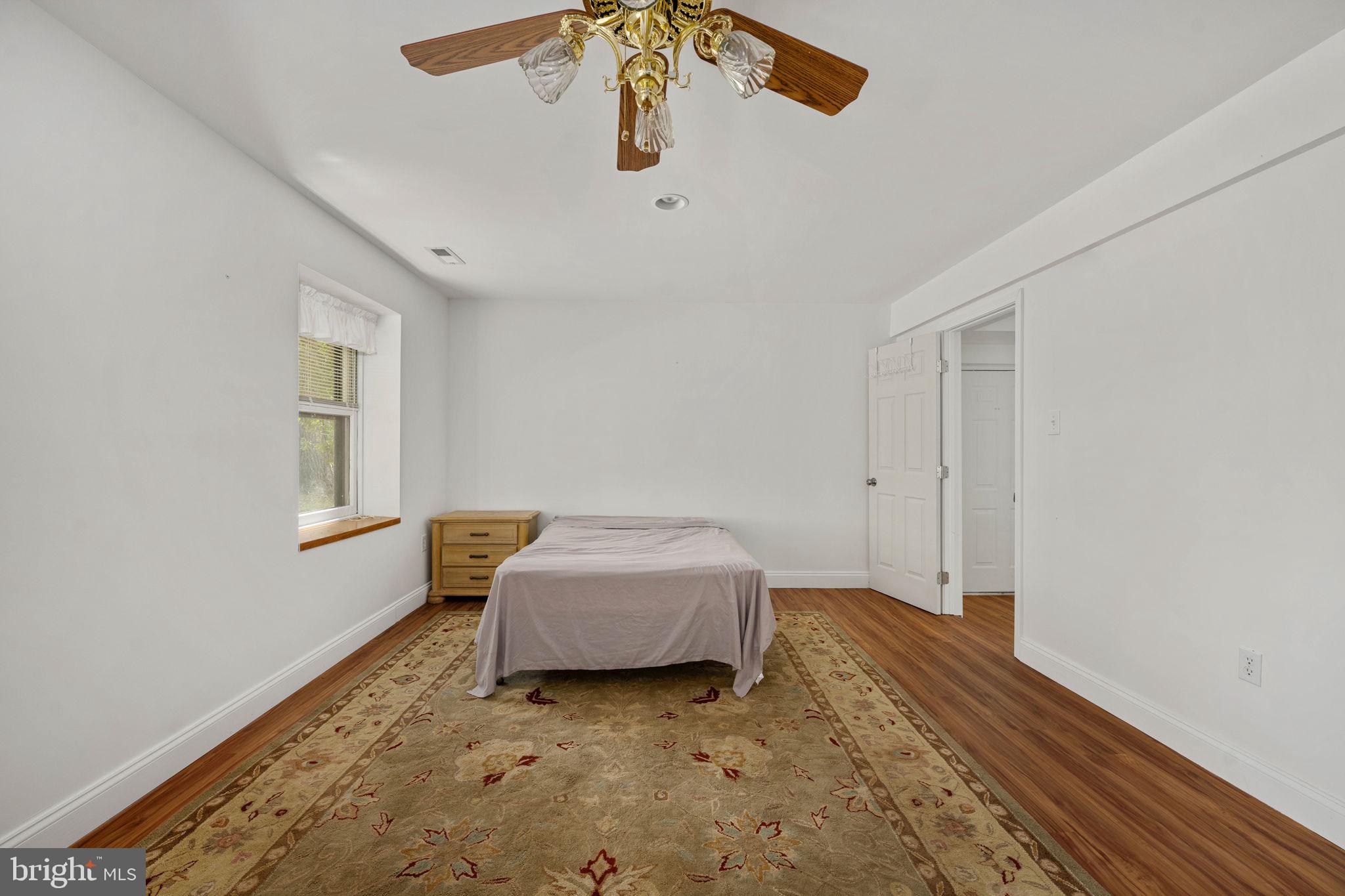 ALUM SPRING EAST - Residential