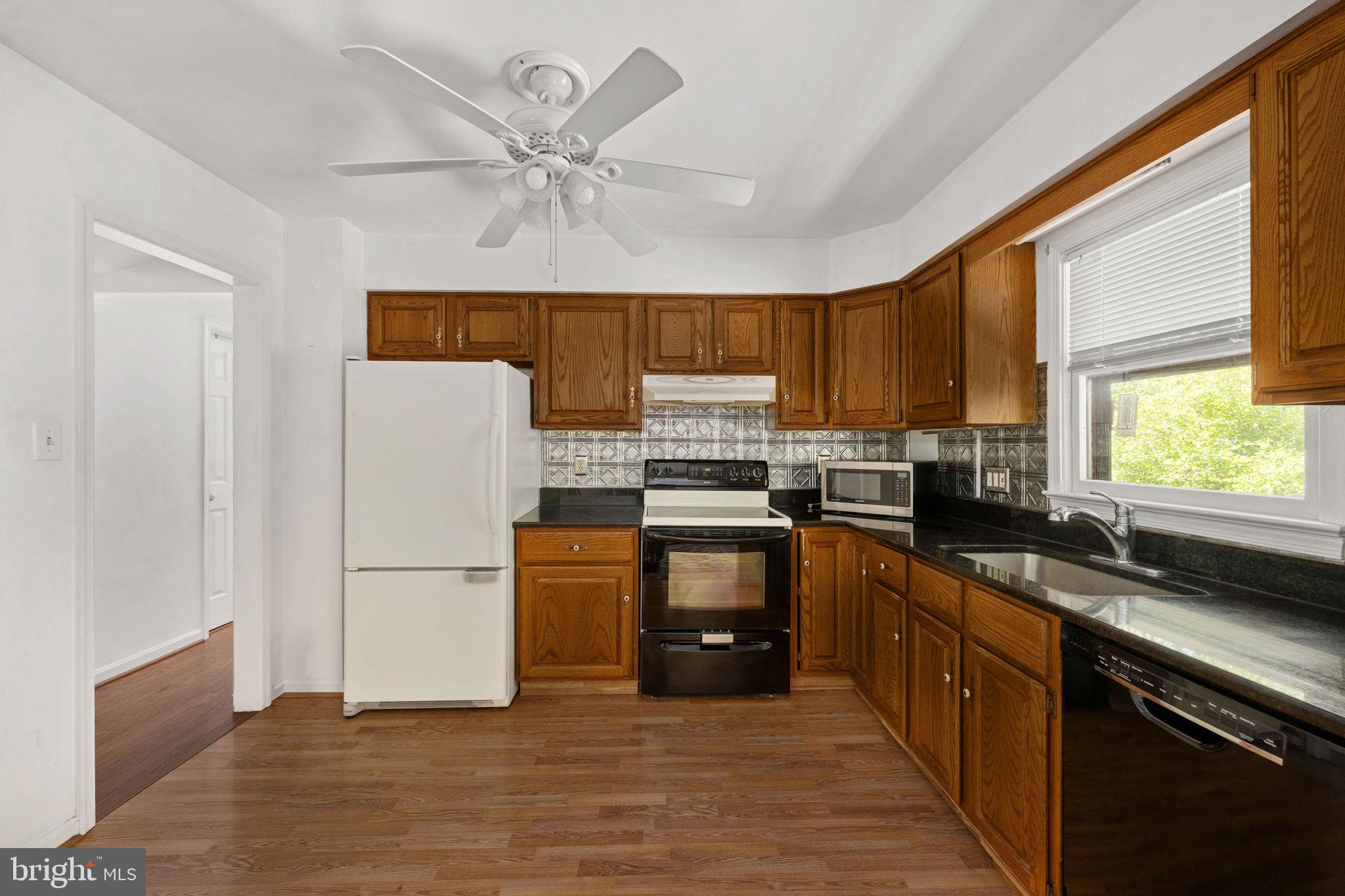 ALUM SPRING EAST - Residential