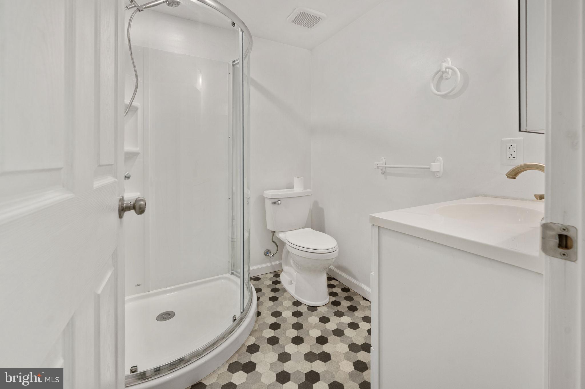 ALUM SPRING EAST - Residential