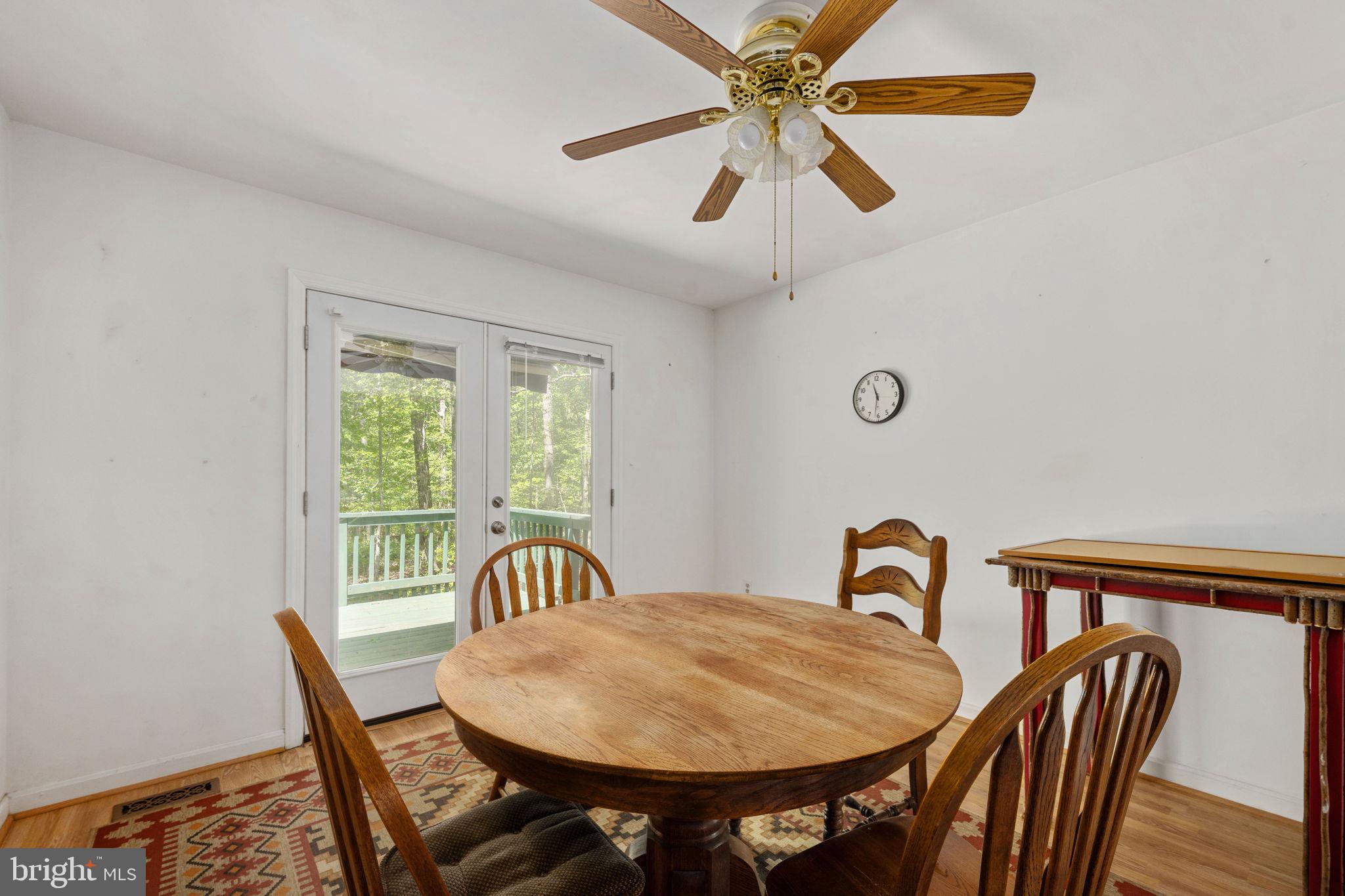 ALUM SPRING EAST - Residential