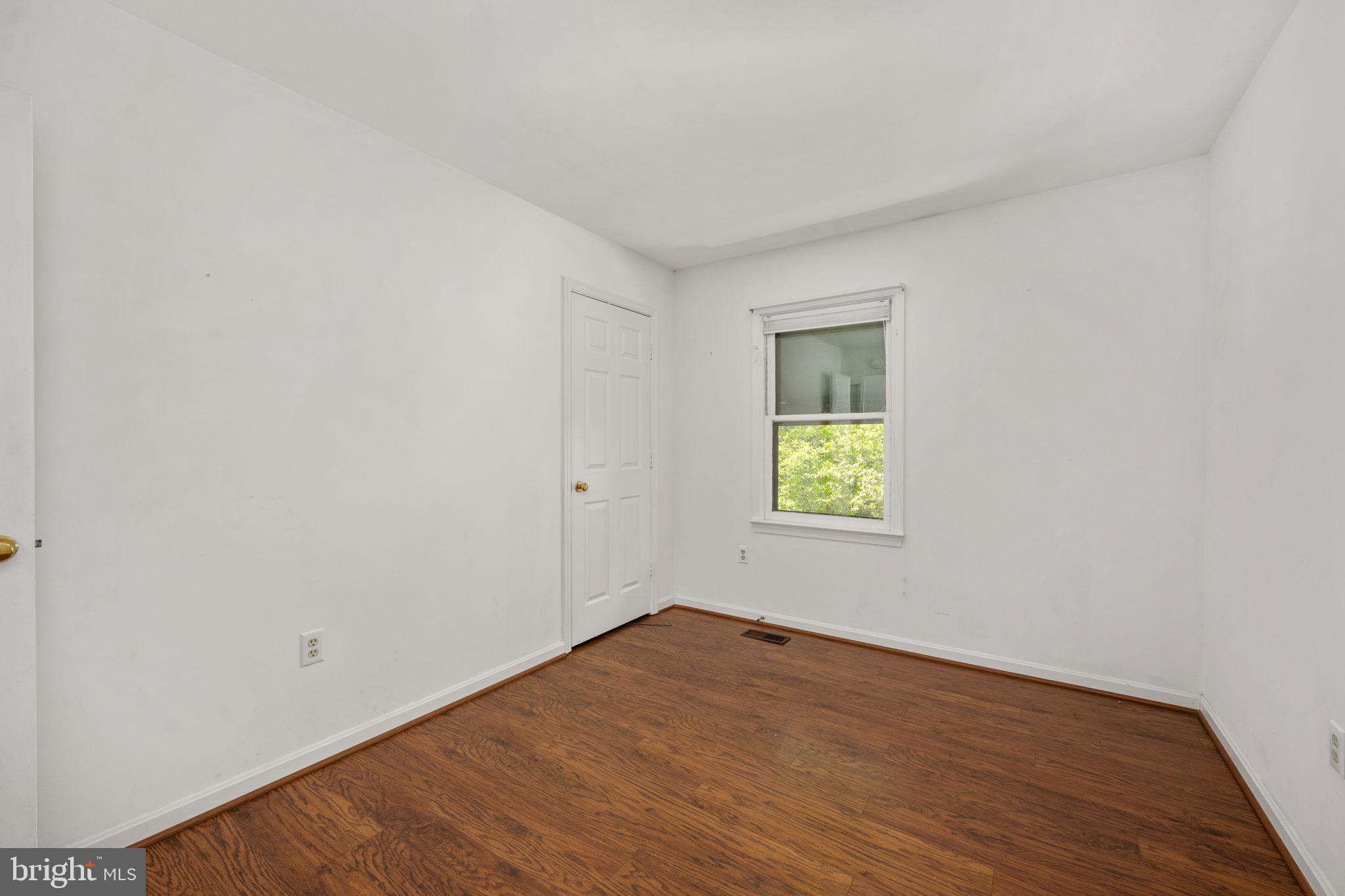 ALUM SPRING EAST - Residential