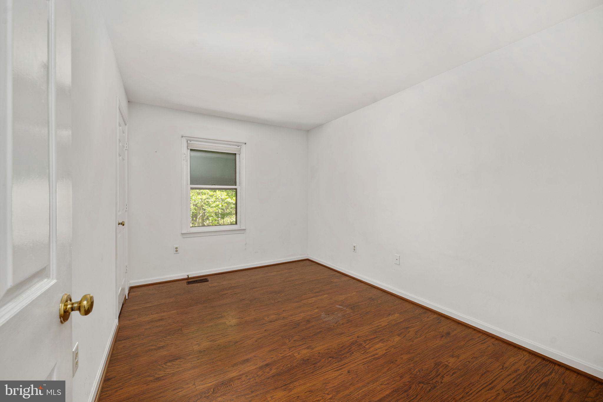 ALUM SPRING EAST - Residential