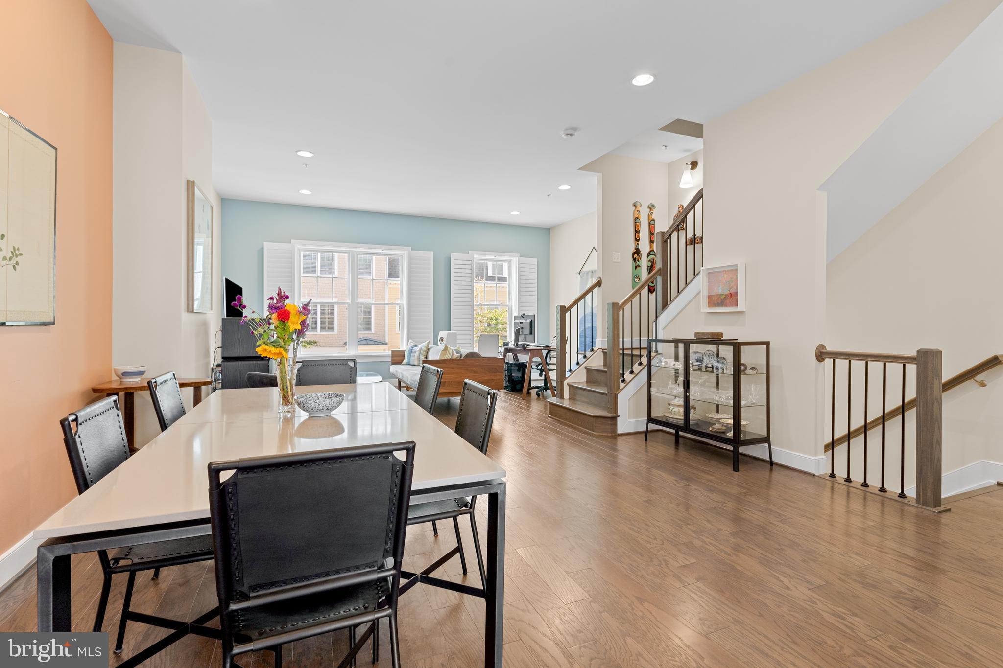 608 E ALEXANDRIA AVENUE