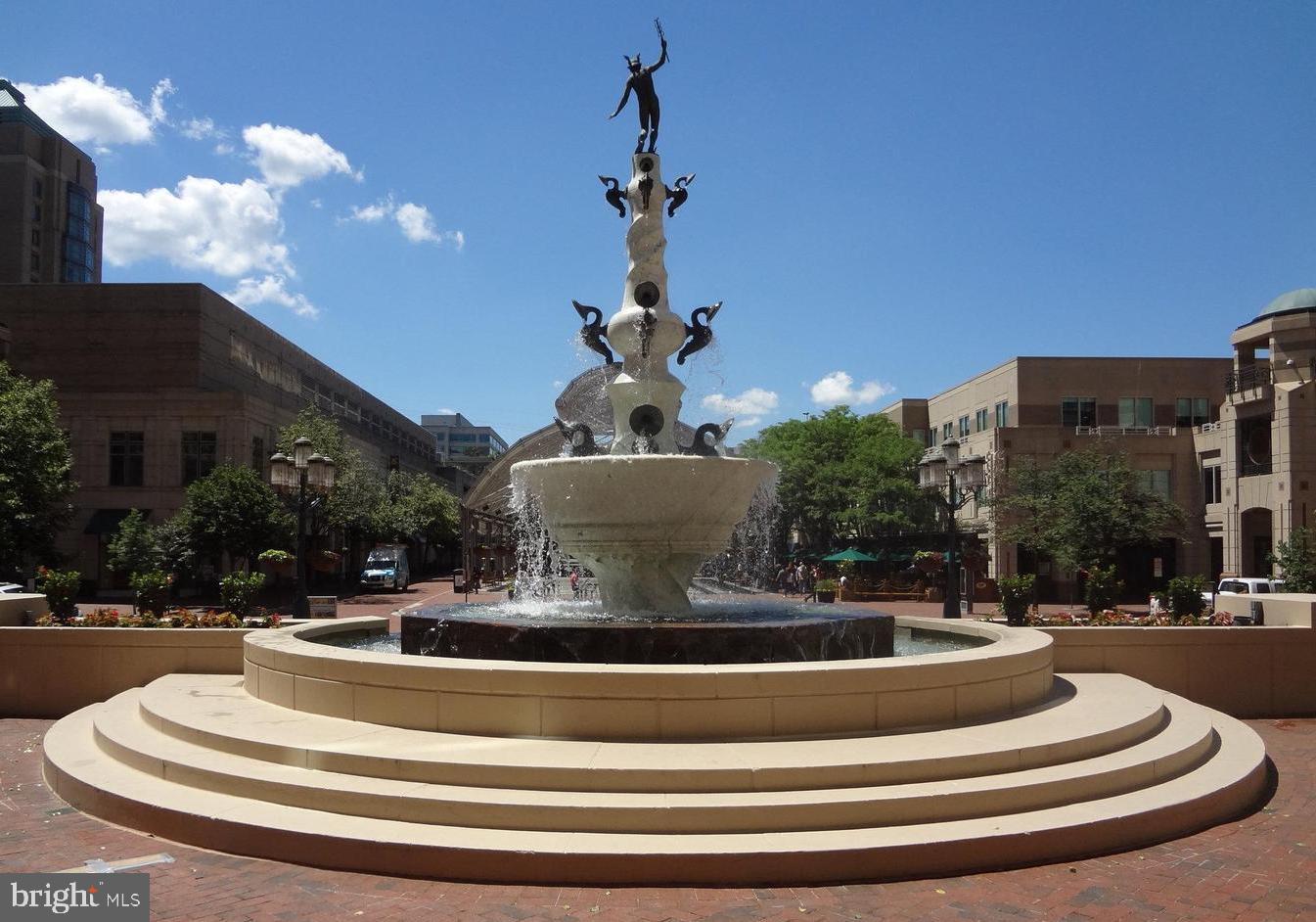 STRATFORD CONDOMINIUMS - Residential