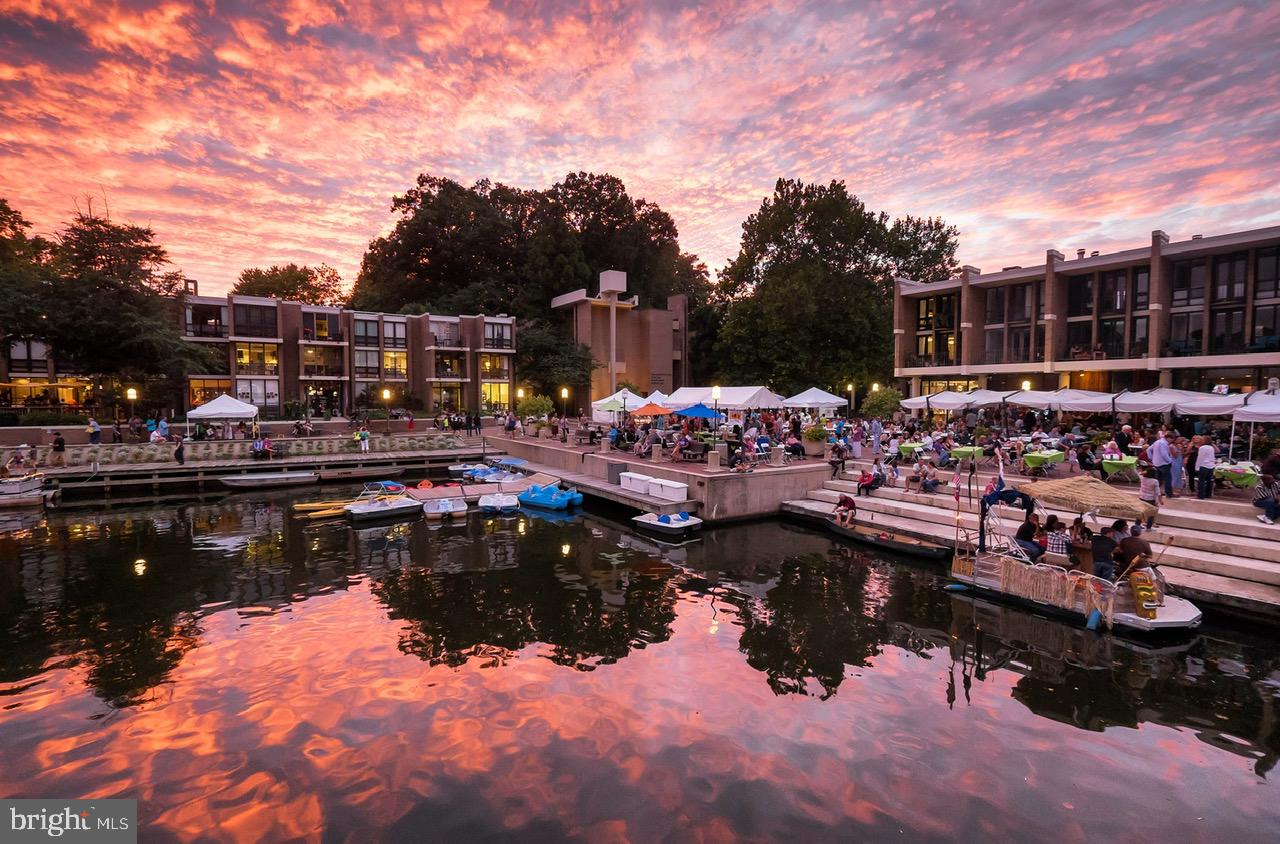 STRATFORD CONDOMINIUMS - Residential