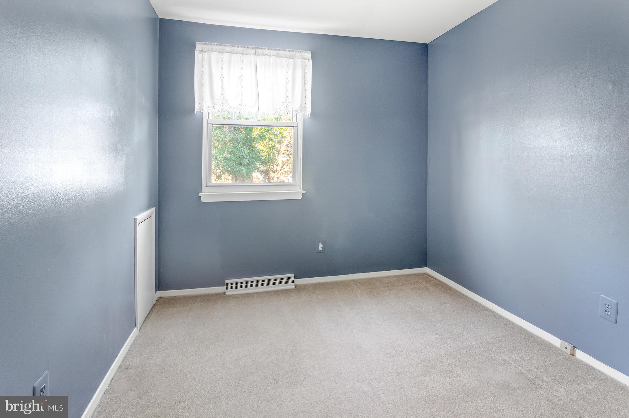 HIGHPOINTE CONDOMINIUM - Residential